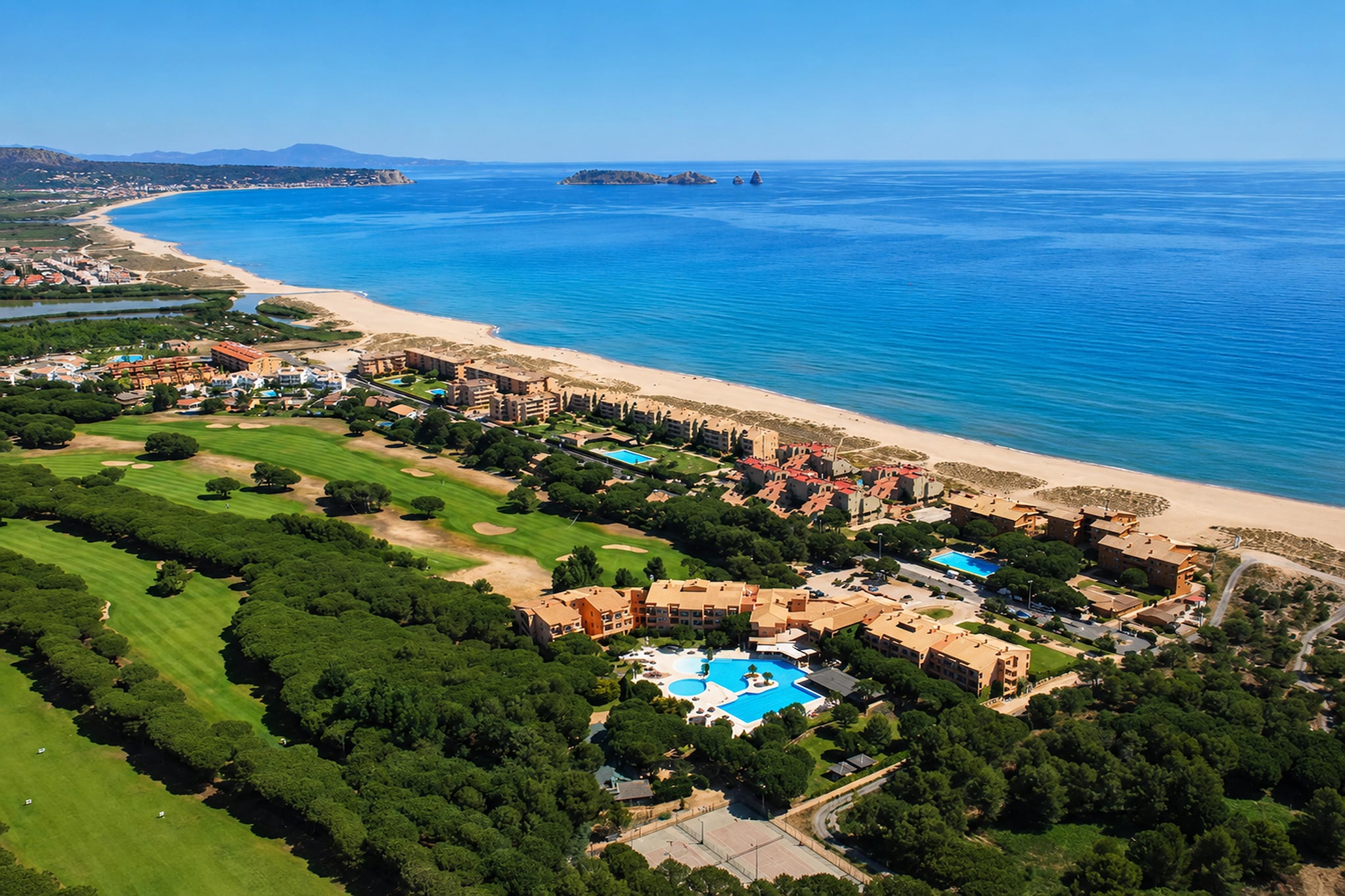 Apartamento C en Pals con piscina y vistas - Areas within 5km in summer