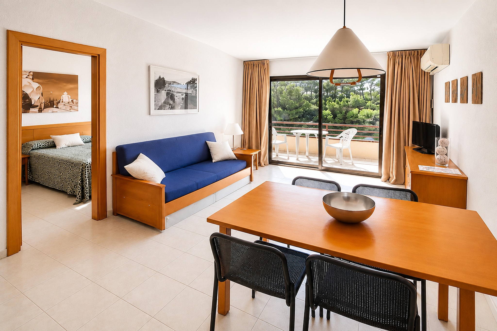 Apartament C beach with pool views