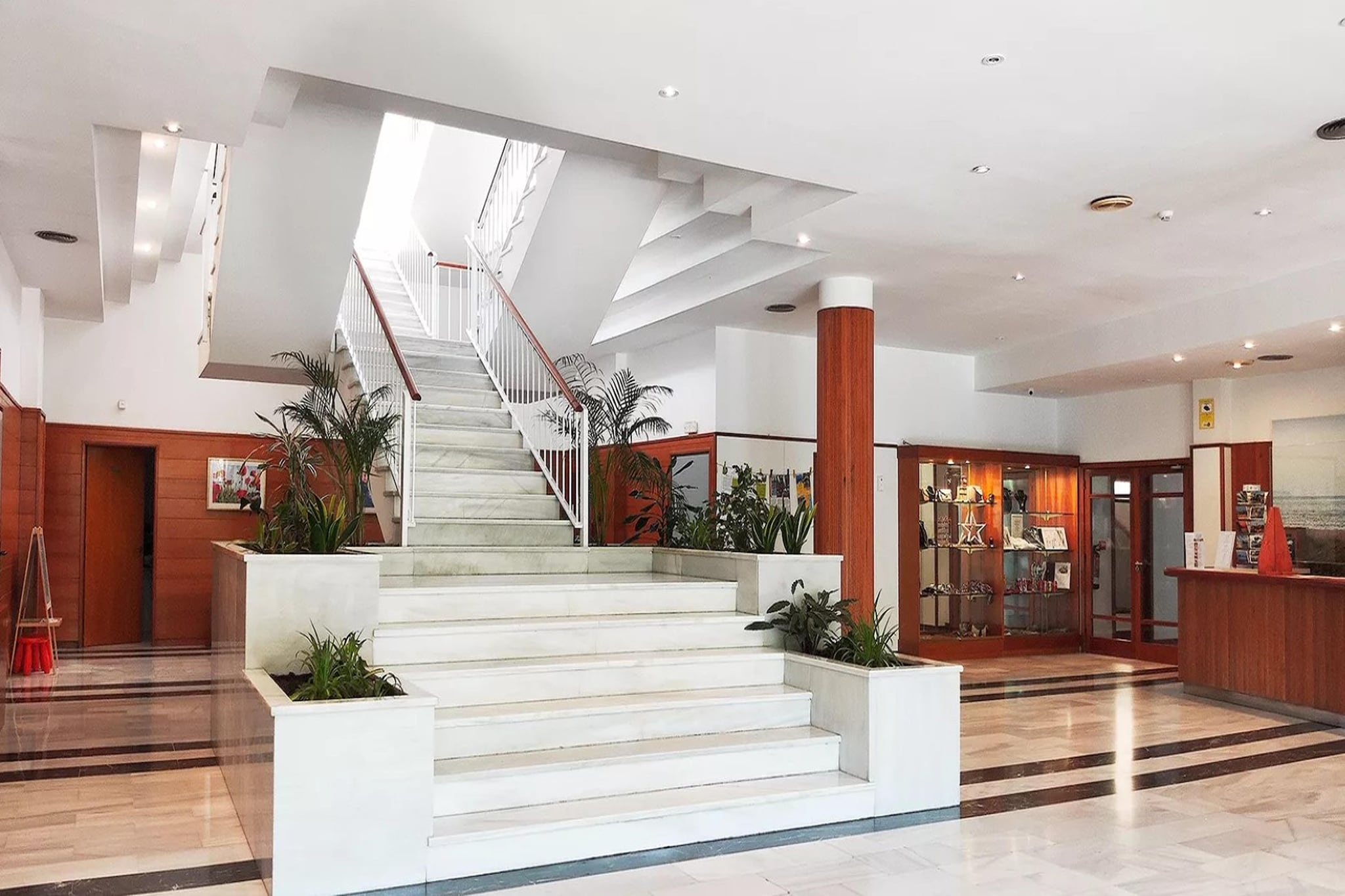Apartamento en Pals sup con vistas D - Hall & reception