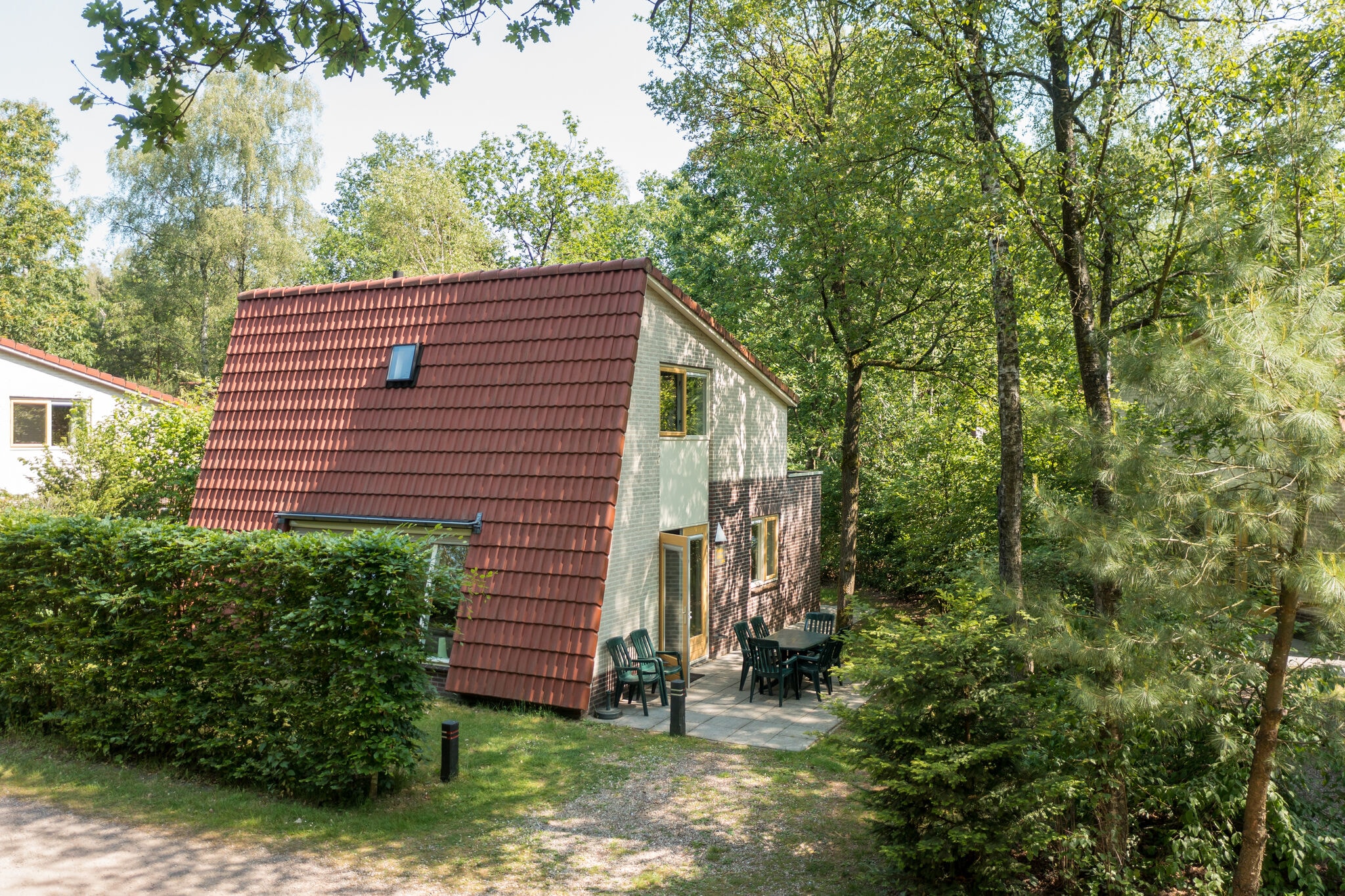 Detached forest villa with dishwasher, located in De Veluwe