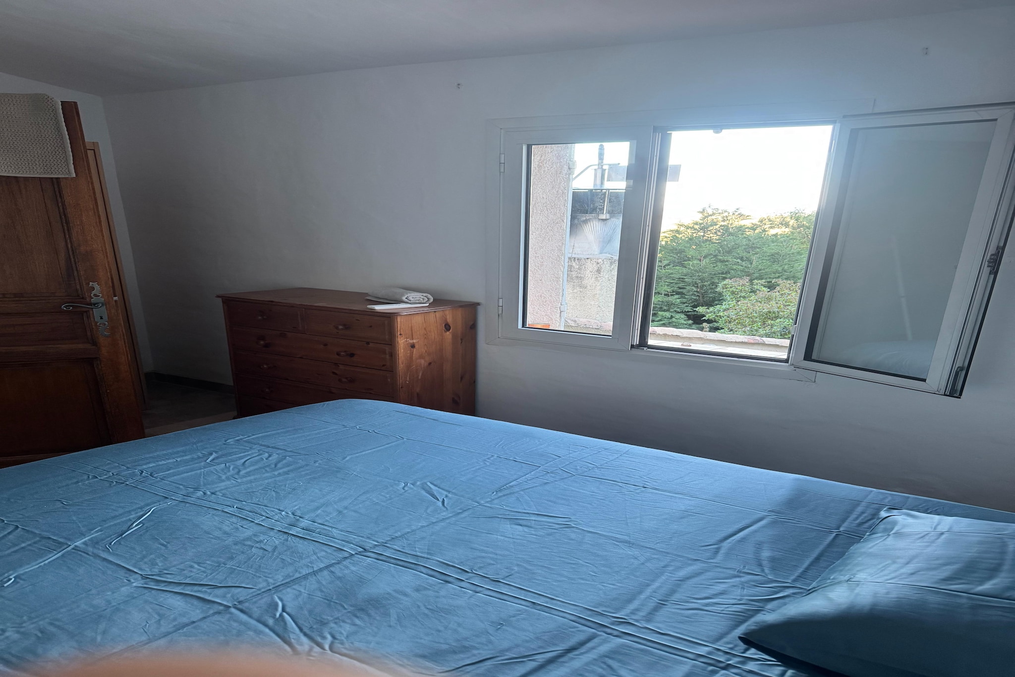 Maison de campagne avec piscine chauffée - Chambre