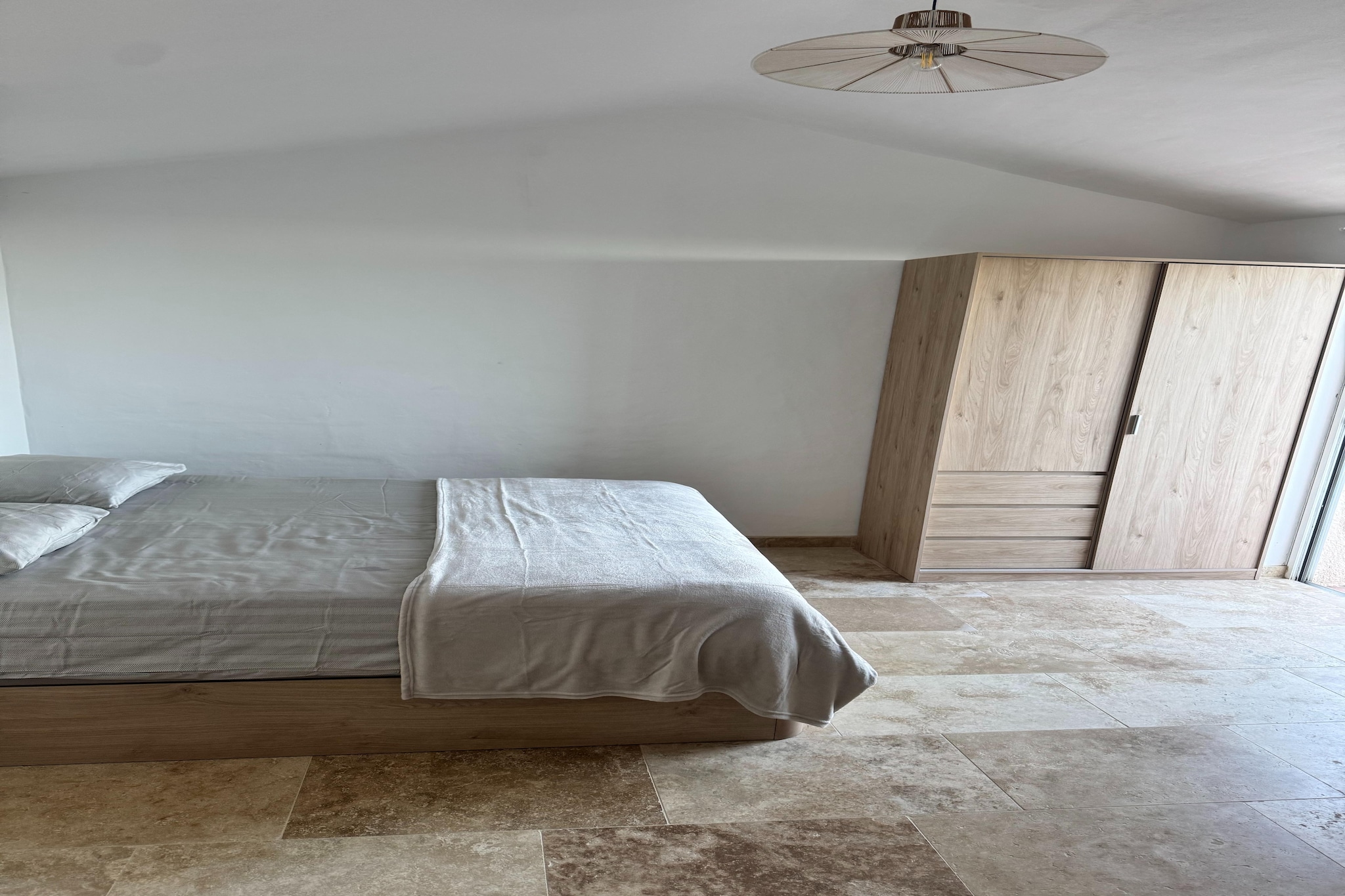 Maison de campagne avec piscine chauffée - Chambre
