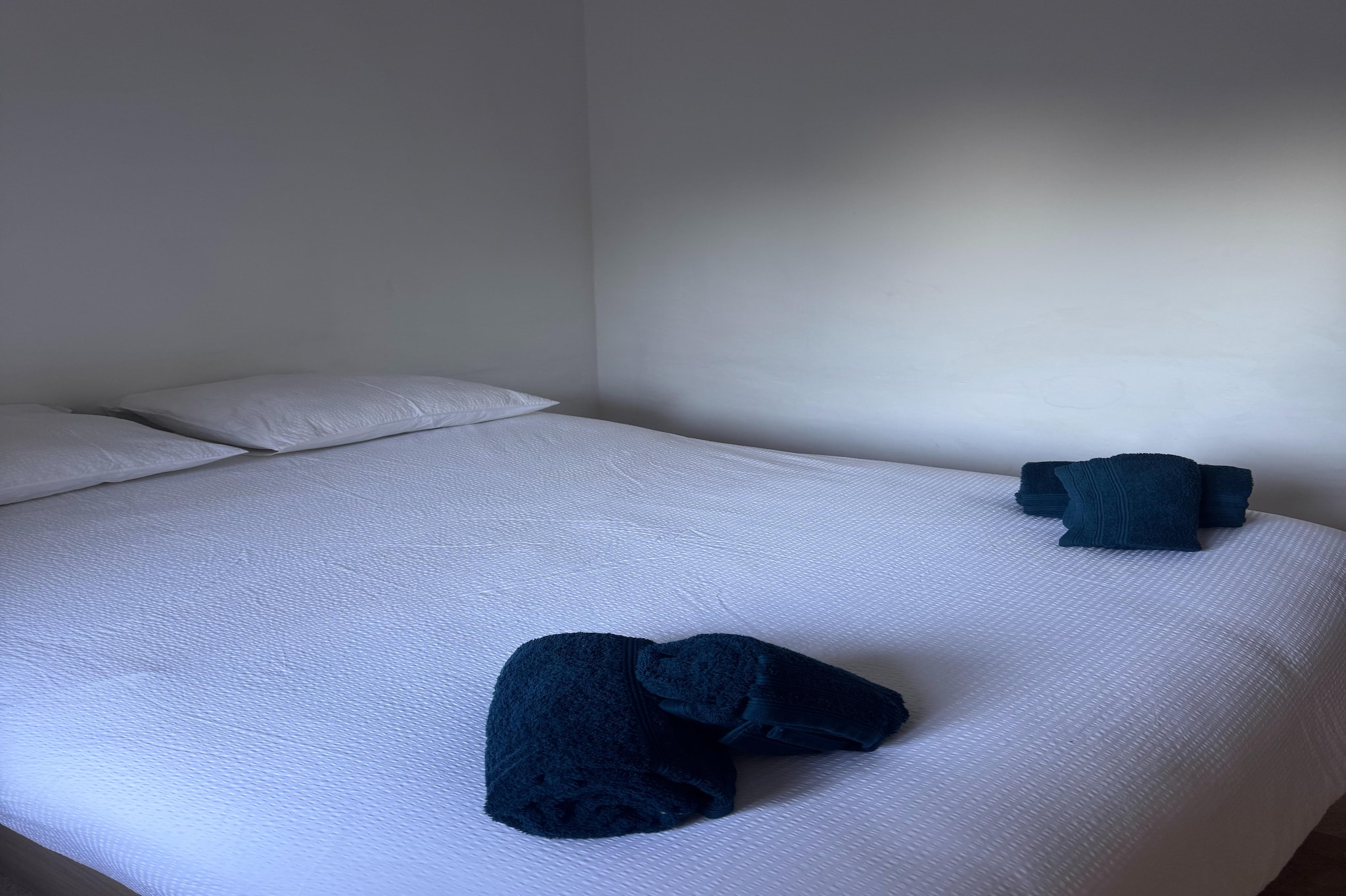 Maison de campagne avec piscine chauffée - Chambre