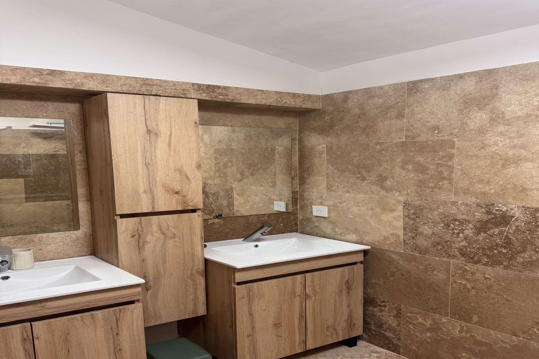 Maison de campagne avec piscine chauffée - Salle de bain