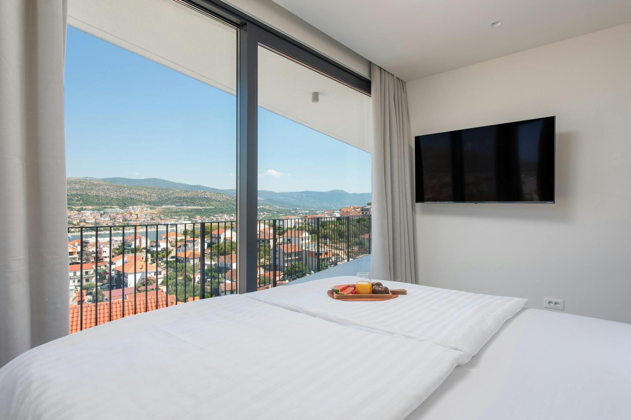Velvet View Villa - Bedroom
