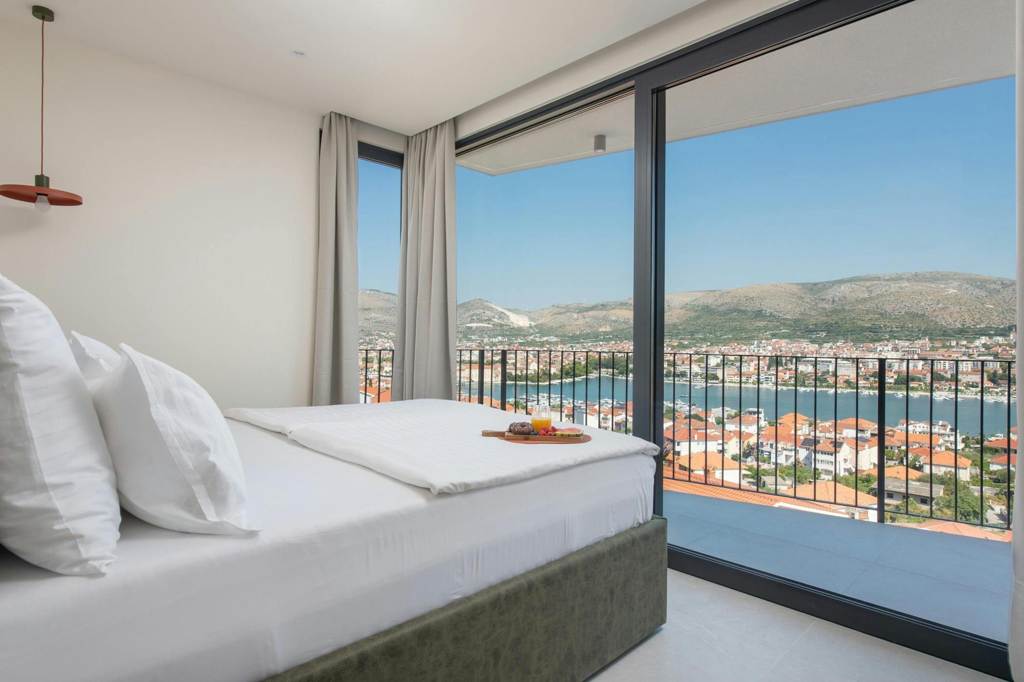 Velvet View Villa - Bedroom
