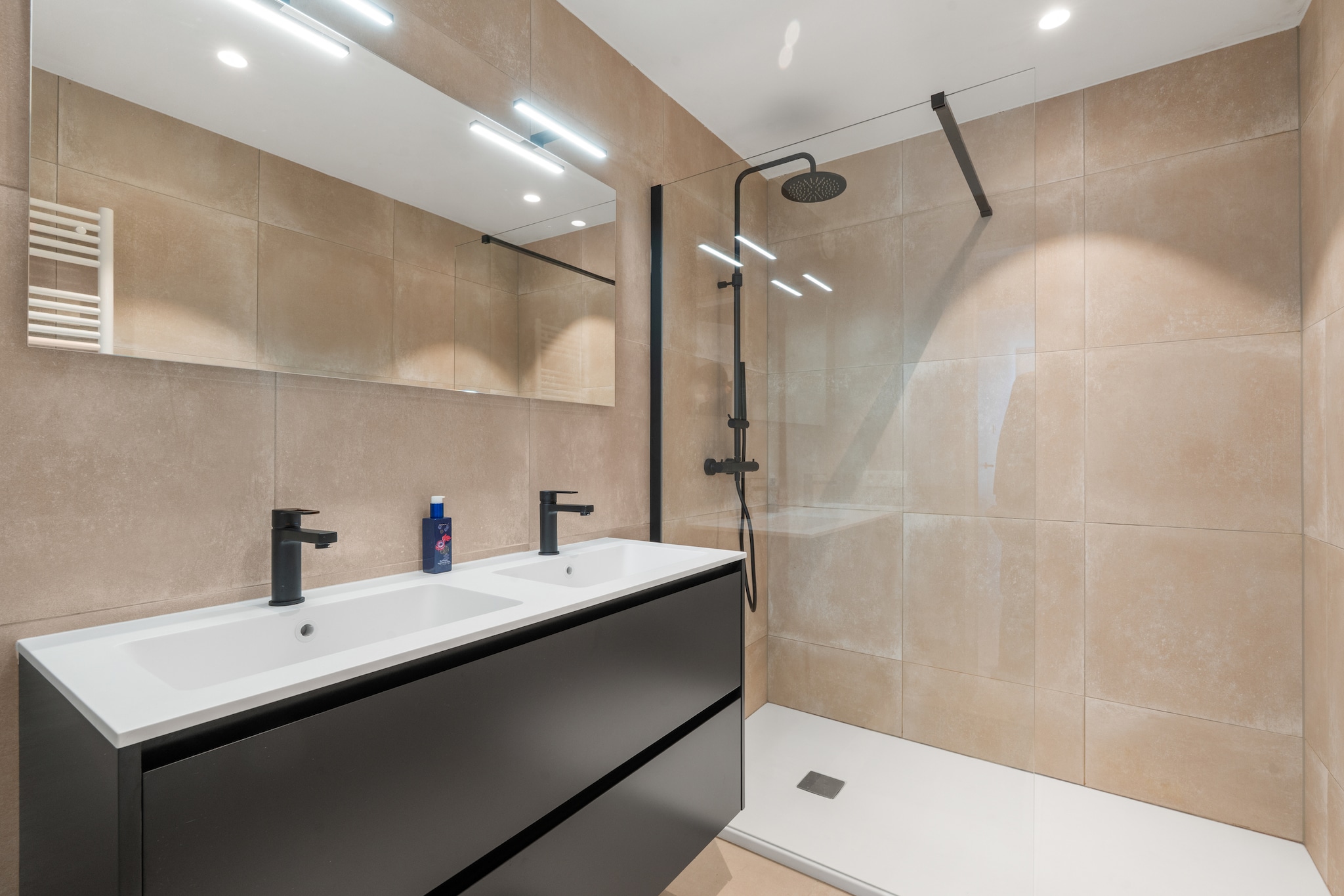 C-DREAM - 0702 - Badezimmer