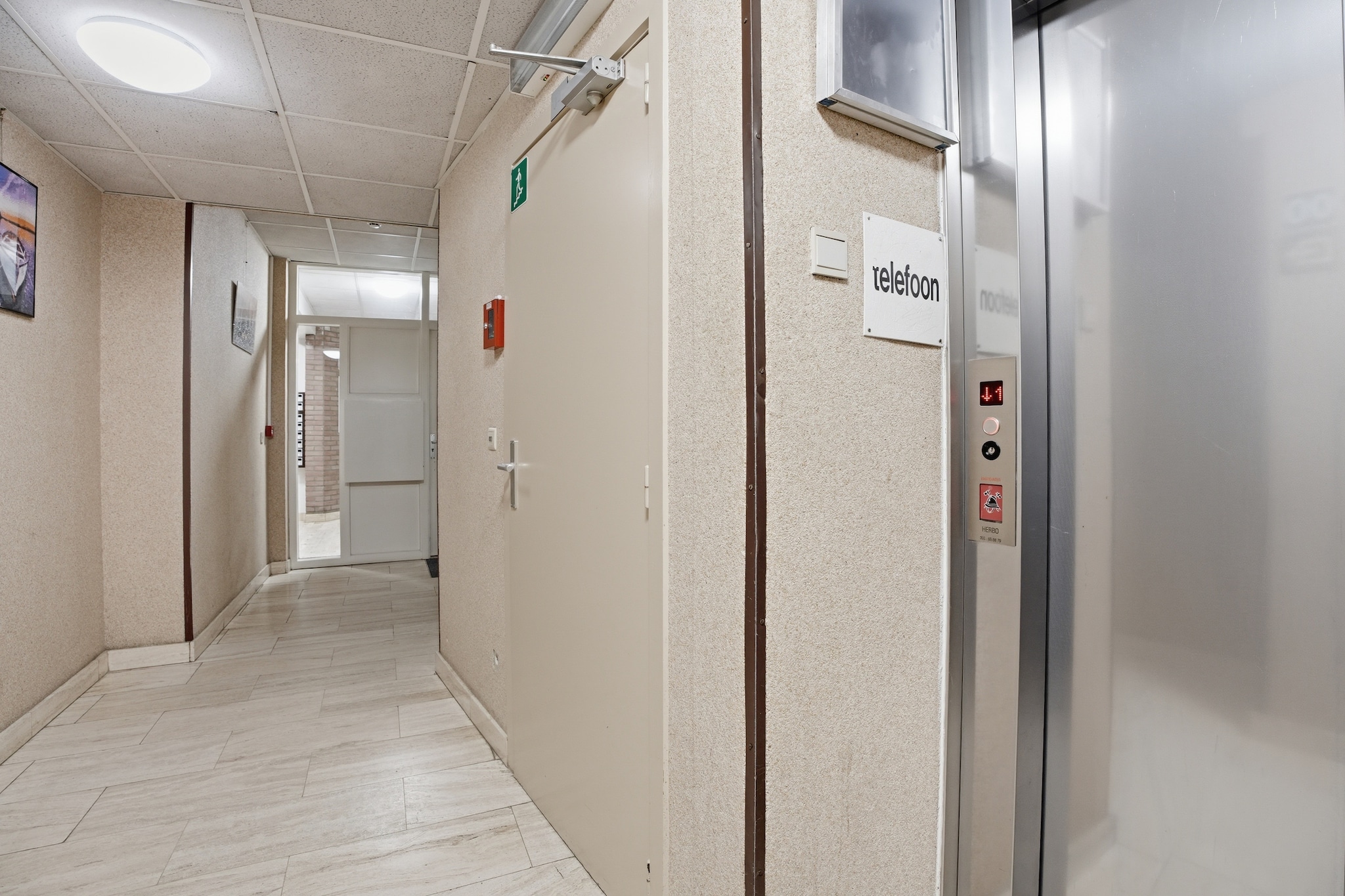 BLANKEDUYN - K2 - Empfangshalle