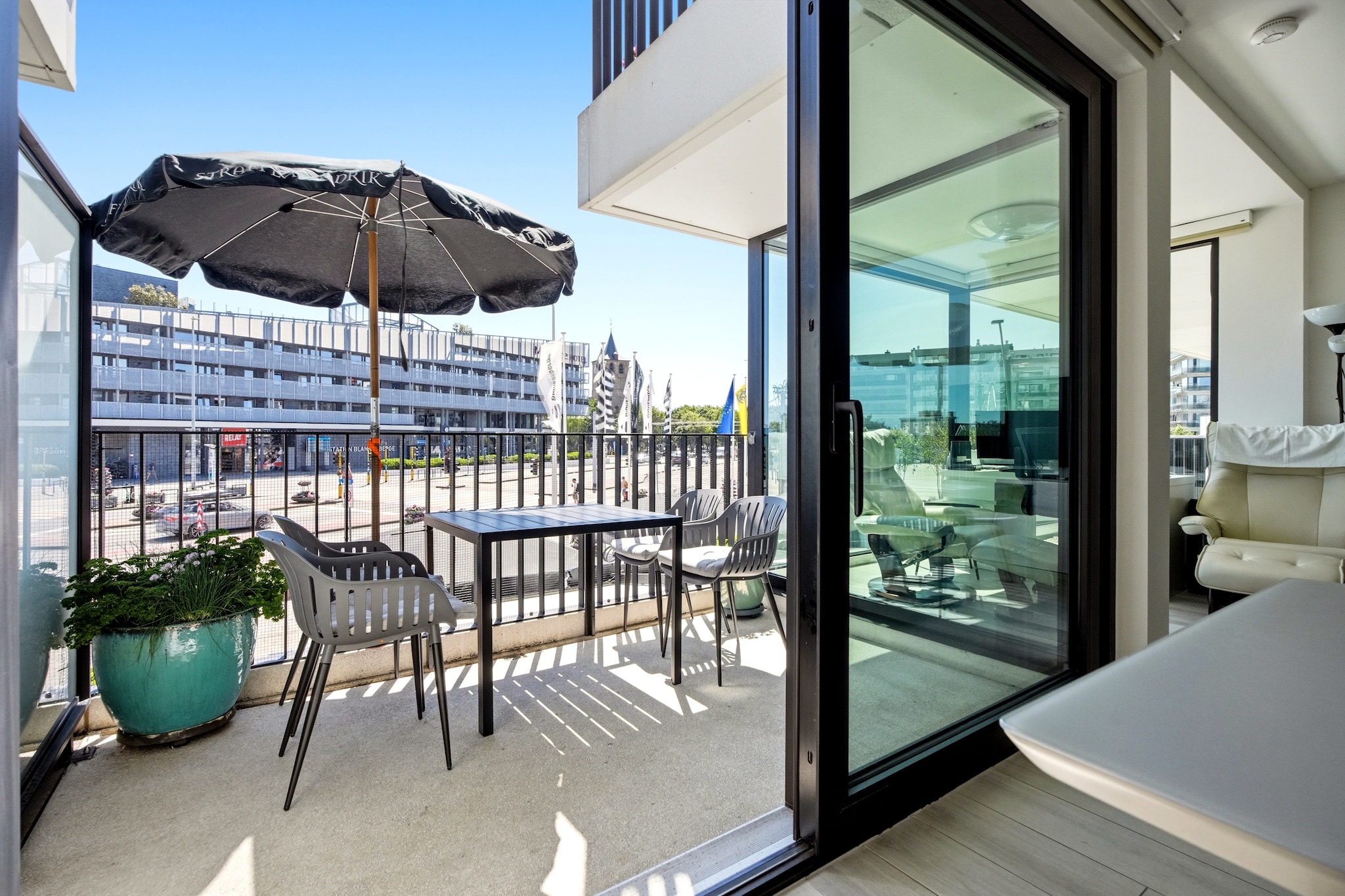 EXQUISITE - 0102 - Terrasse/Balkon