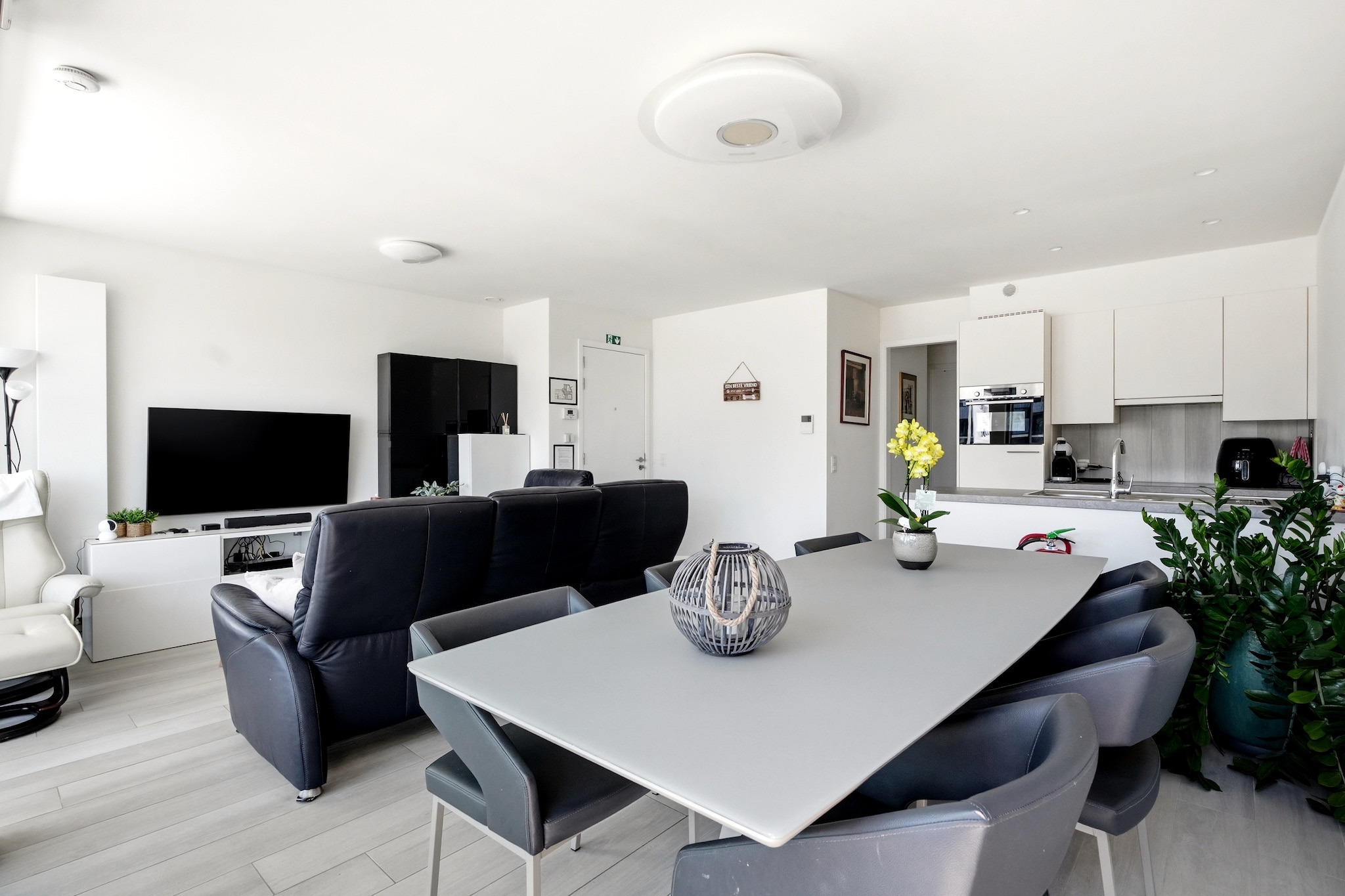 EXQUISITE - 0102 - Esszimmer