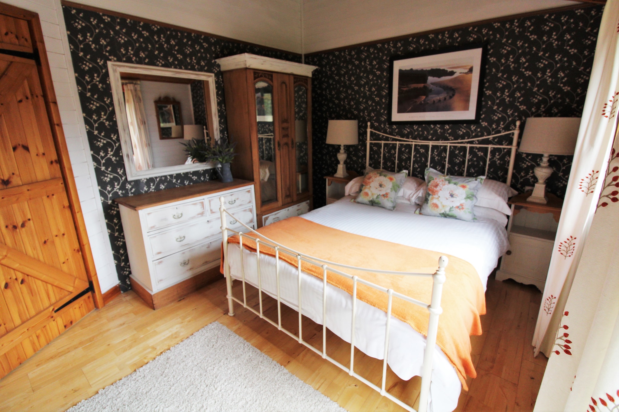 Ground floor: (open kitchen(cooker(electric), oven, microwave, dishwasher, fridge, freezer, washing machine), Living/diningroom(TV(flatscreen), dining table, seating area, DVD player, radio, CD player), bedroom(double bed), bedroom(2x single bed), bedroom(2x single bed), bathroom(bathtub with shower, washbasin, toilet))\n\nveranda, garden furniture