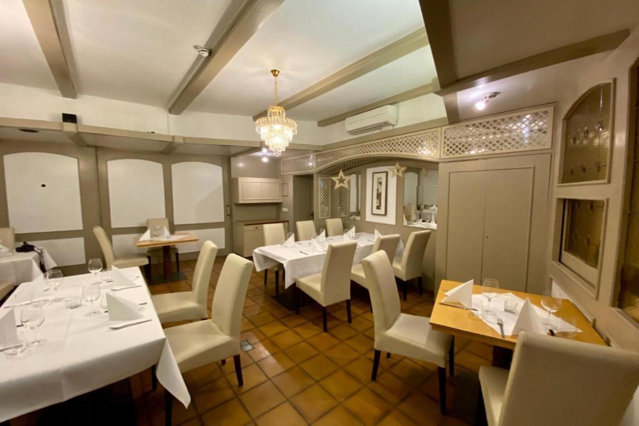 Landhotel Rauber Sankt Wendel - Standard Twin Room - Image-tags.hotelfacilitiesandservices