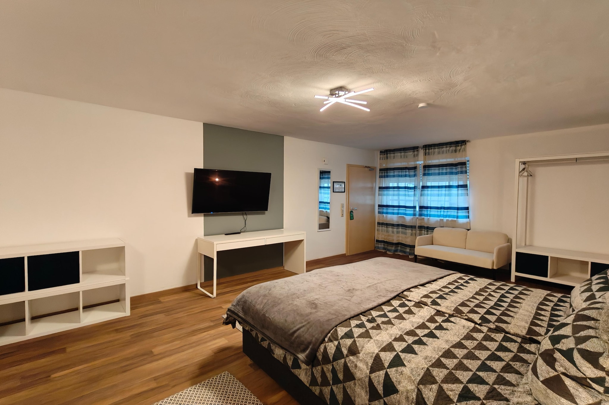 Landhotel Rauber Sankt Wendel - 2 Bedroom Apartment 4 Guest - Slaapkamer