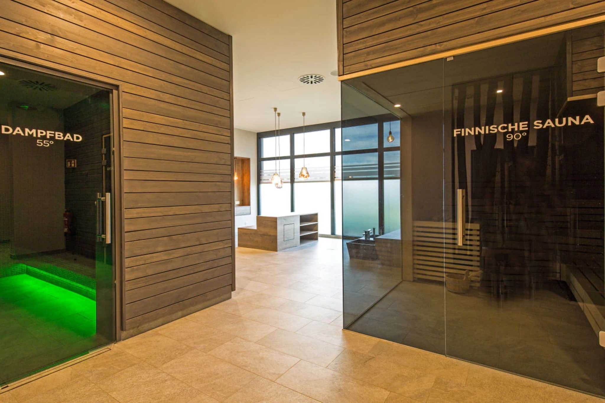 Sunny Suite 14 - Wellness
