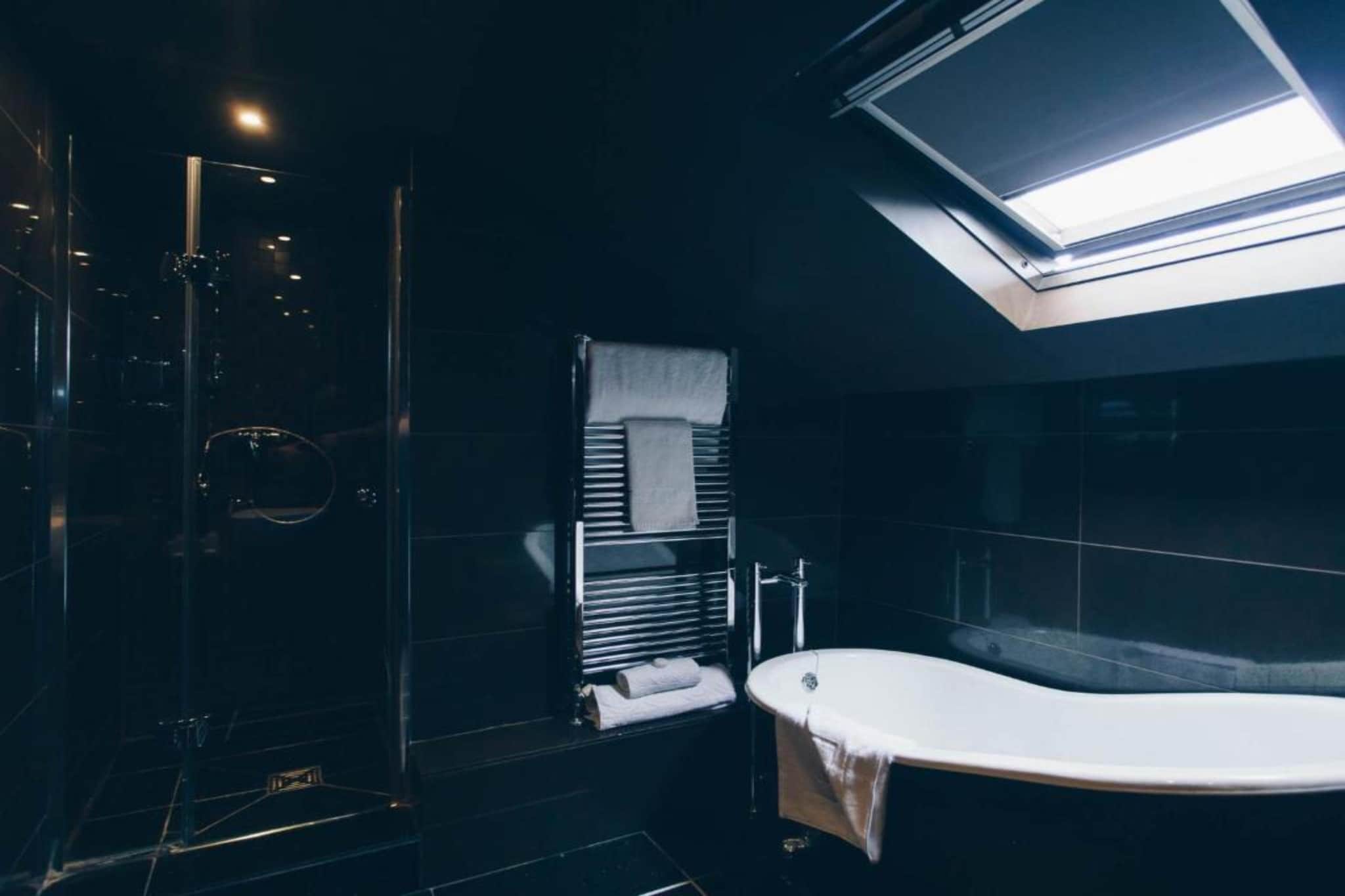 Executive Double Room - Bathroom
