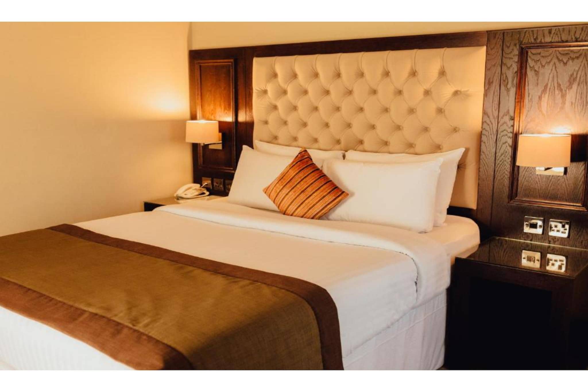 Standard Double Room - Bedroom