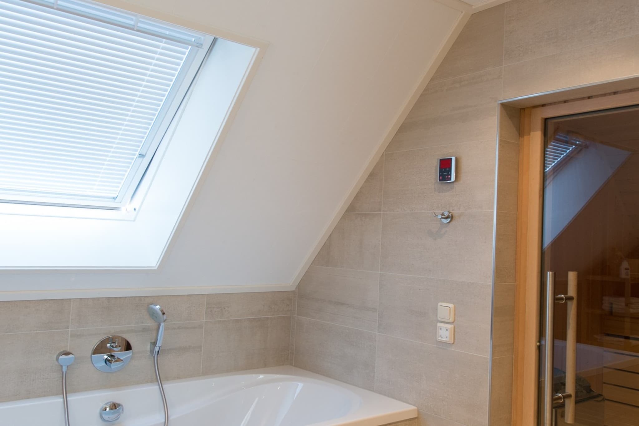 Villa Zee - Bathroom