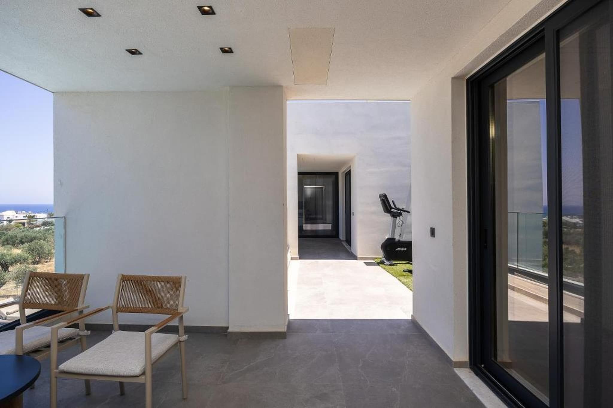 MT7 Panoramic Sea View Villa - Terrasbalkon