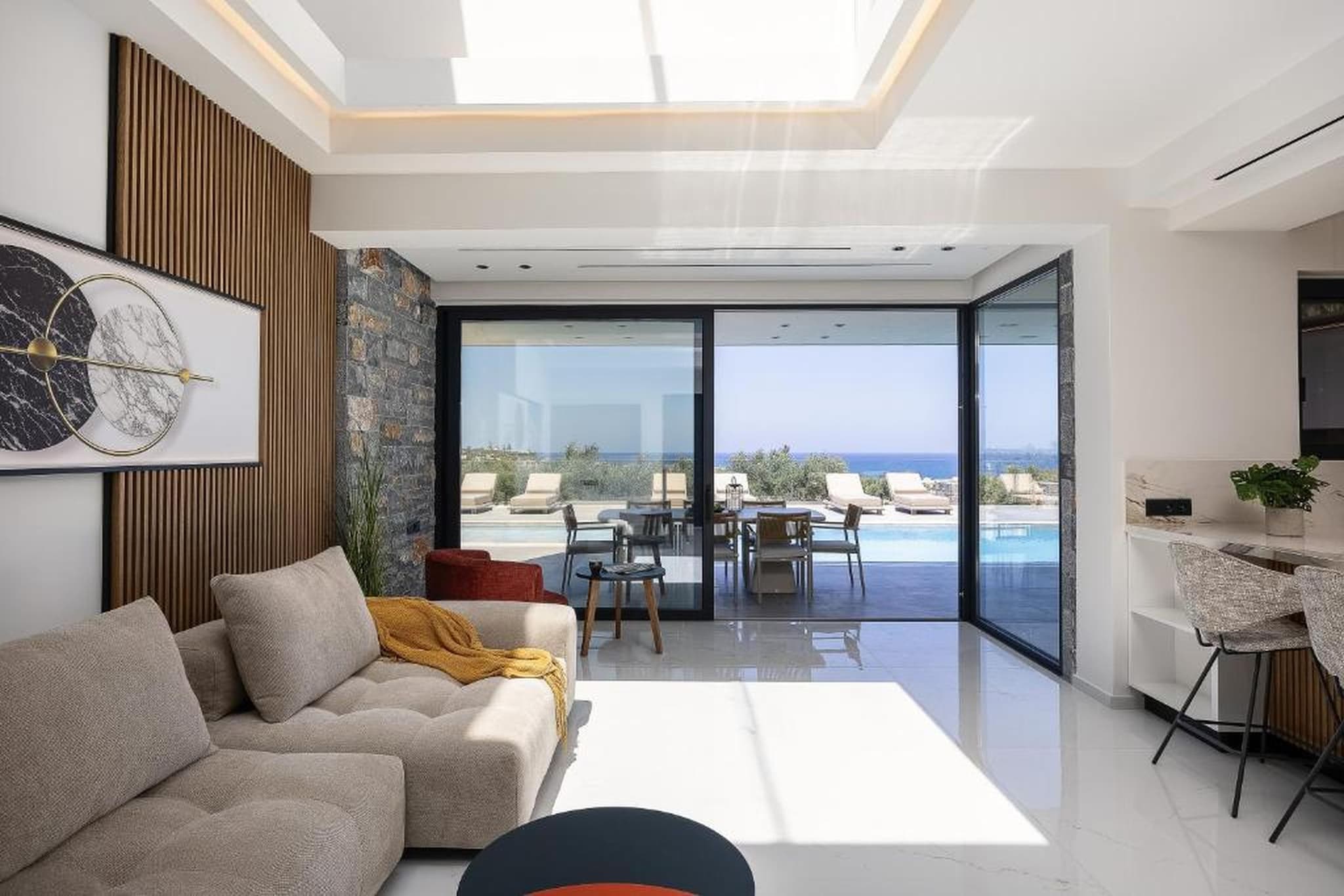MT7 Panoramic Sea View Villa - Woonkamer