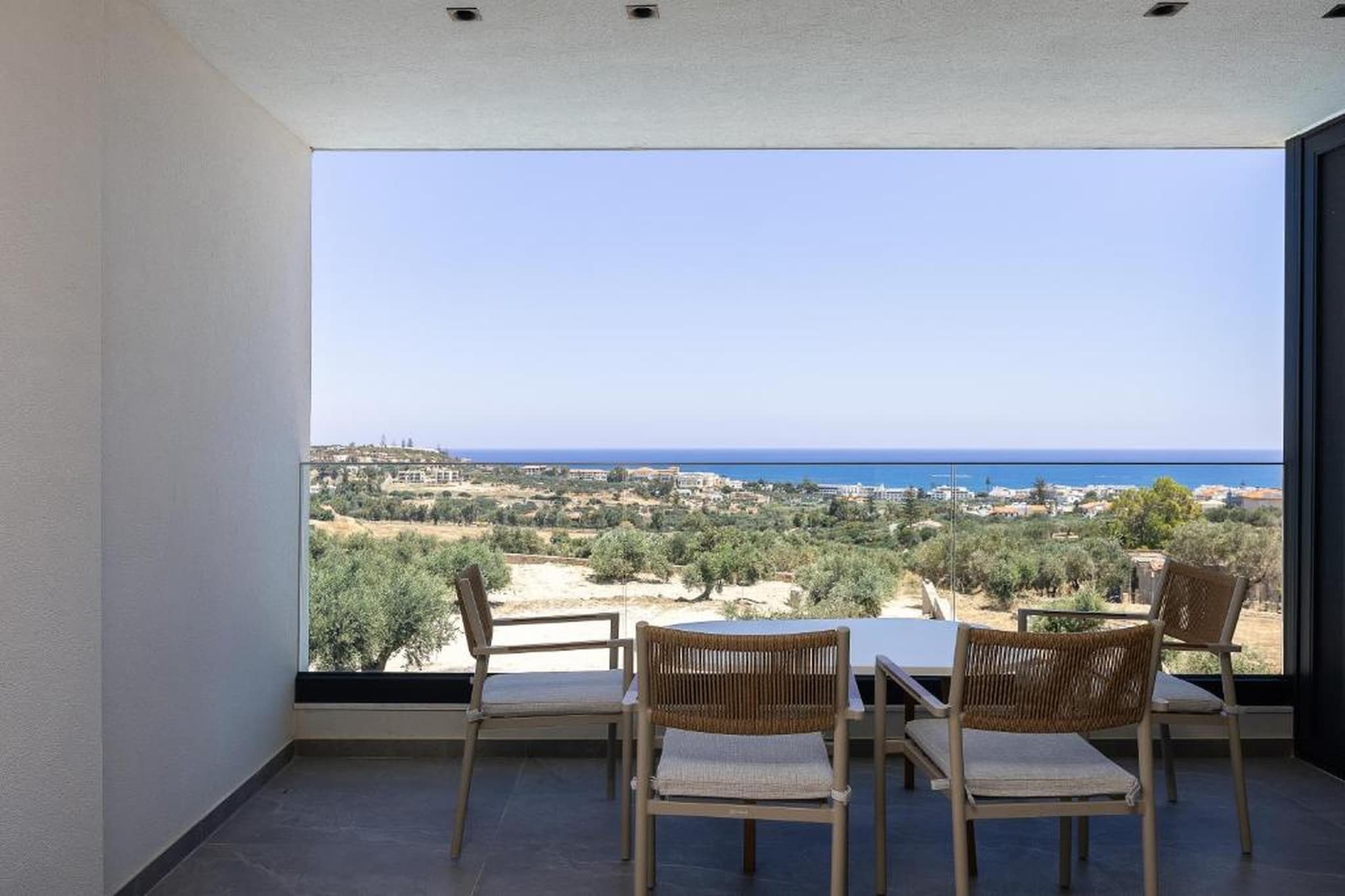 MT7 Panoramic Sea View Villa - Terrasbalkon