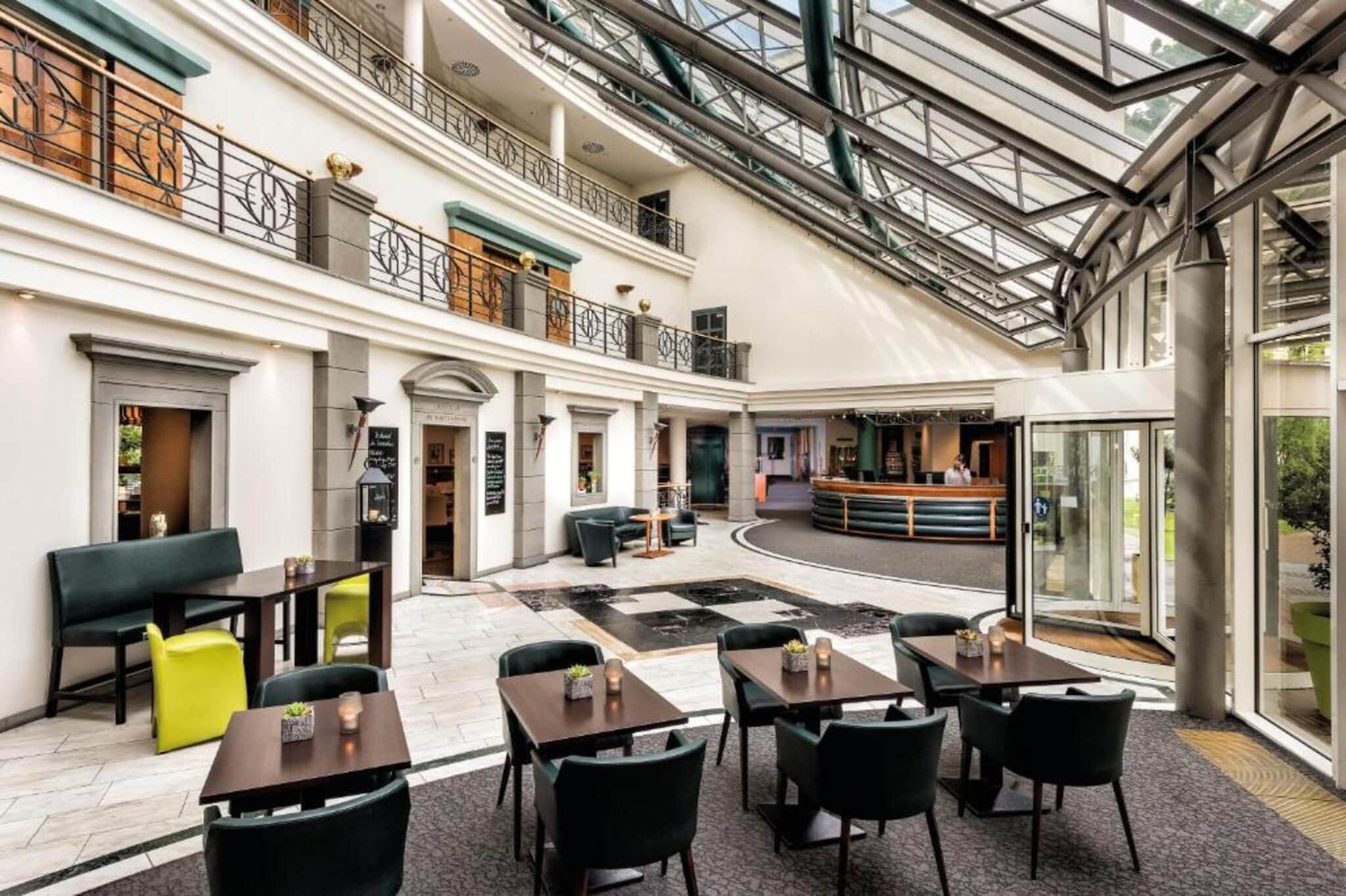 Hotel Leipzig - Empfangshalle