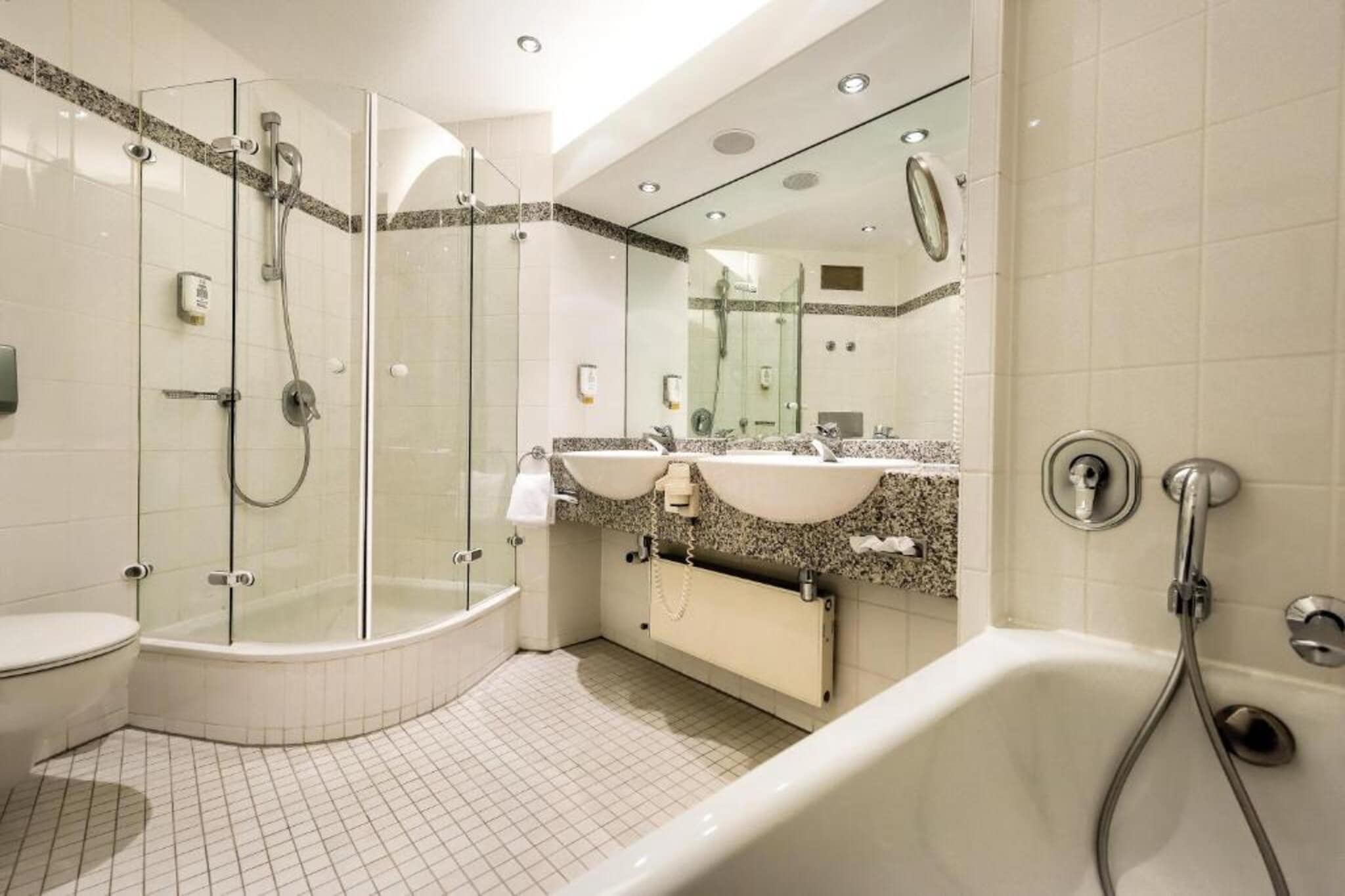 Hotel Leipzig - Badezimmer
