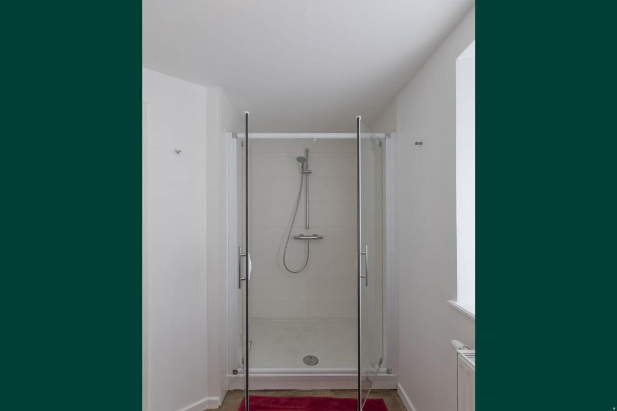 Le Petit Moulin - Badkamer