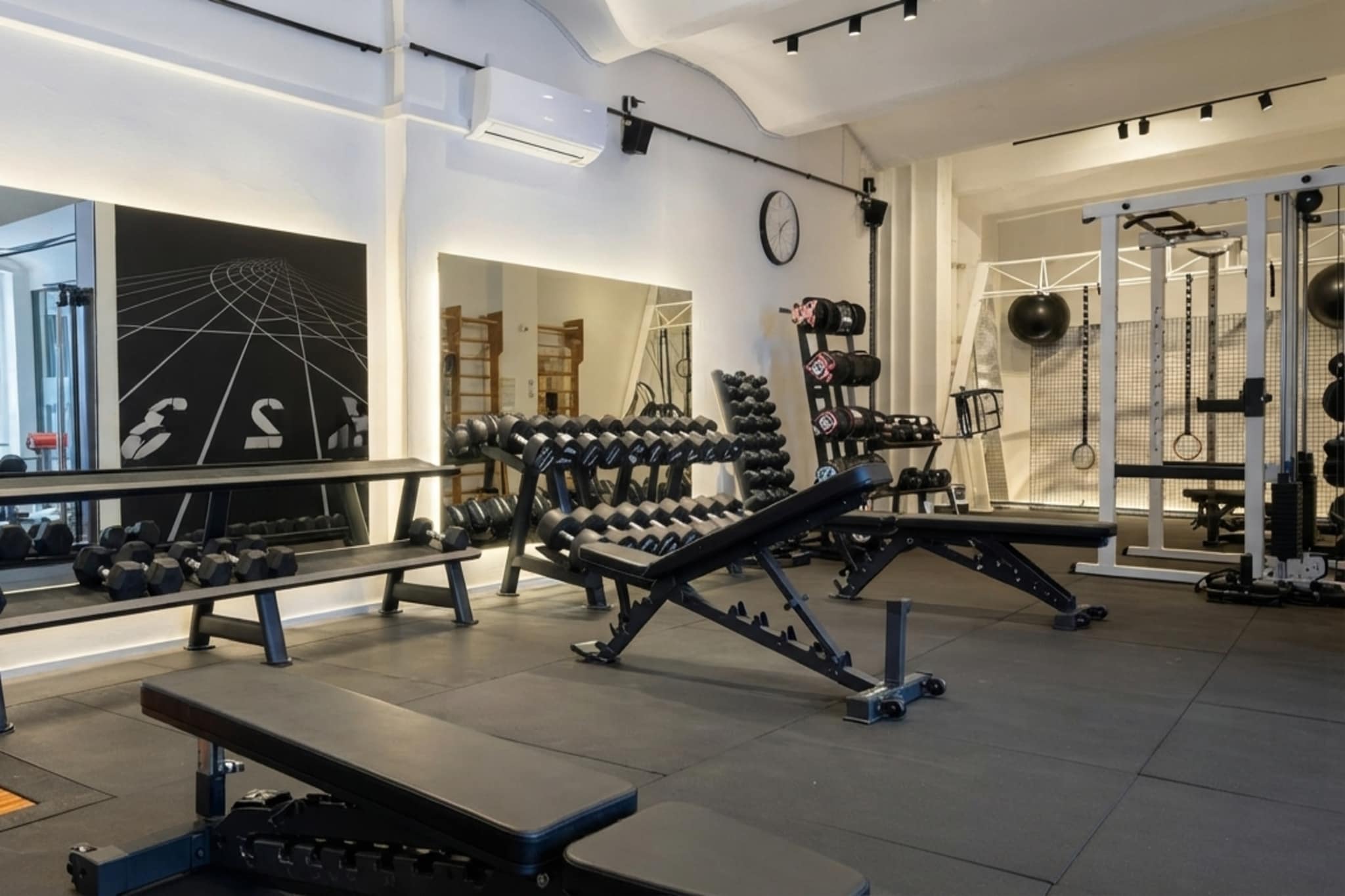 Max Brown 5th District Vienna - Gym