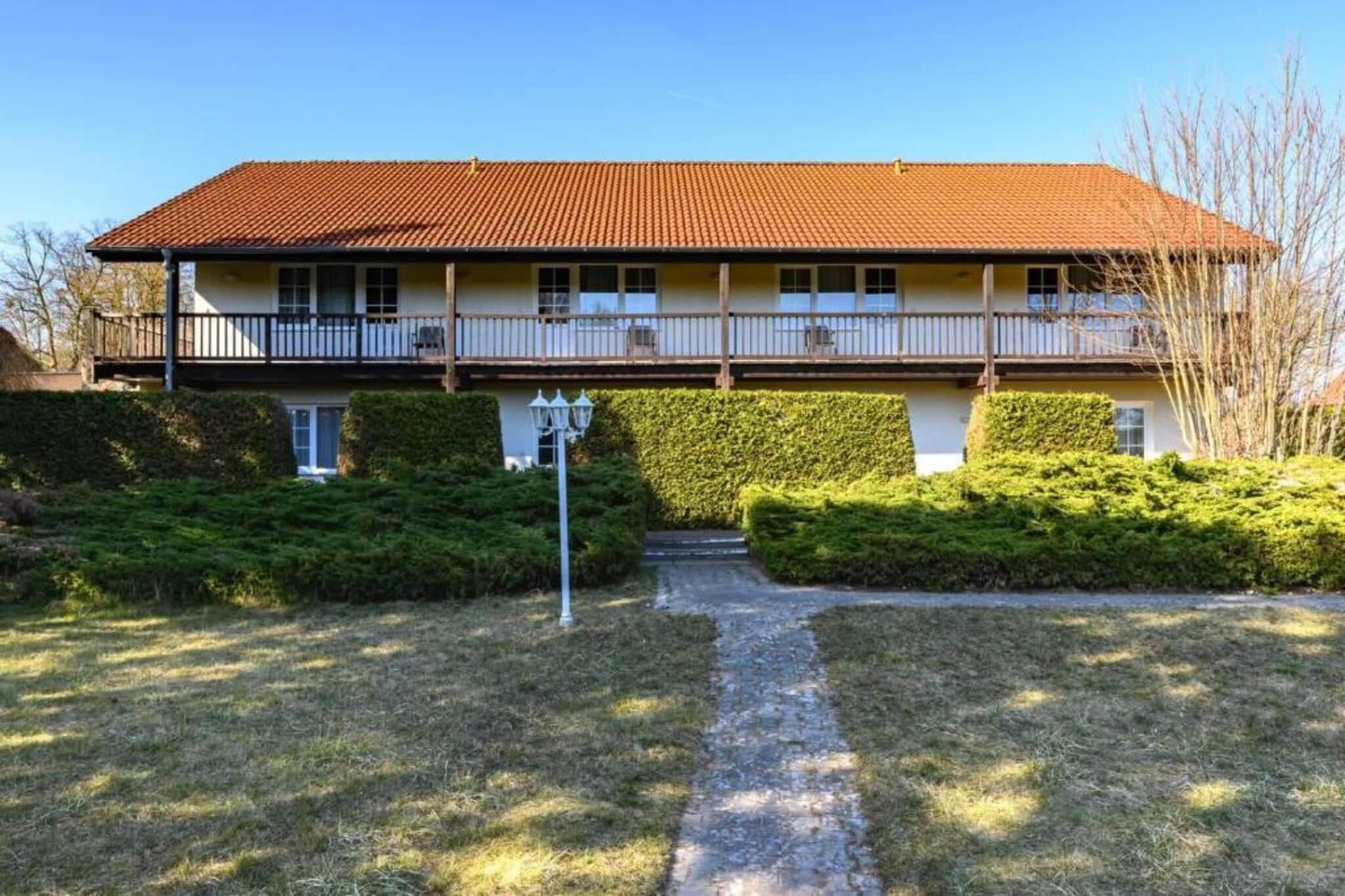 Landhotel lindengarten by Belvilla - Image-tags.hotelexteriorsummer