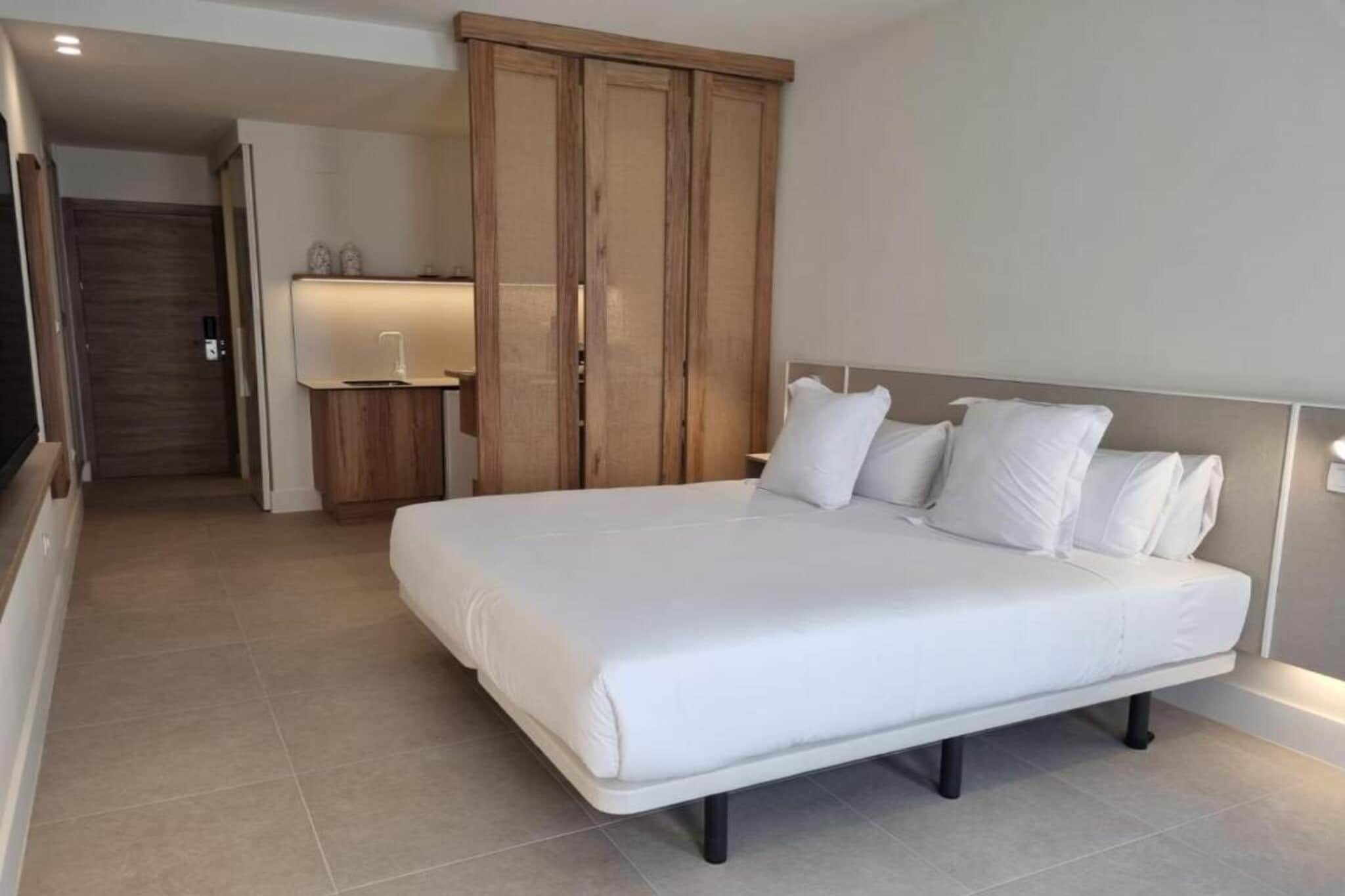 Apartamento doble con ducha 4102
