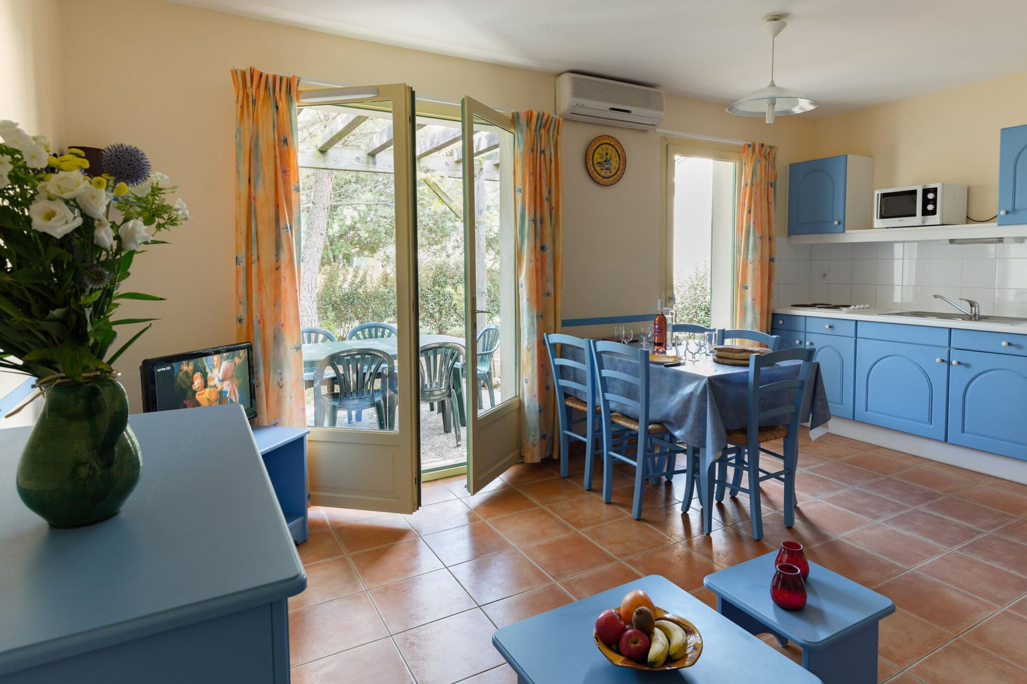 Hübsche klimatisierte Maisonette-Wohnung im Gard.