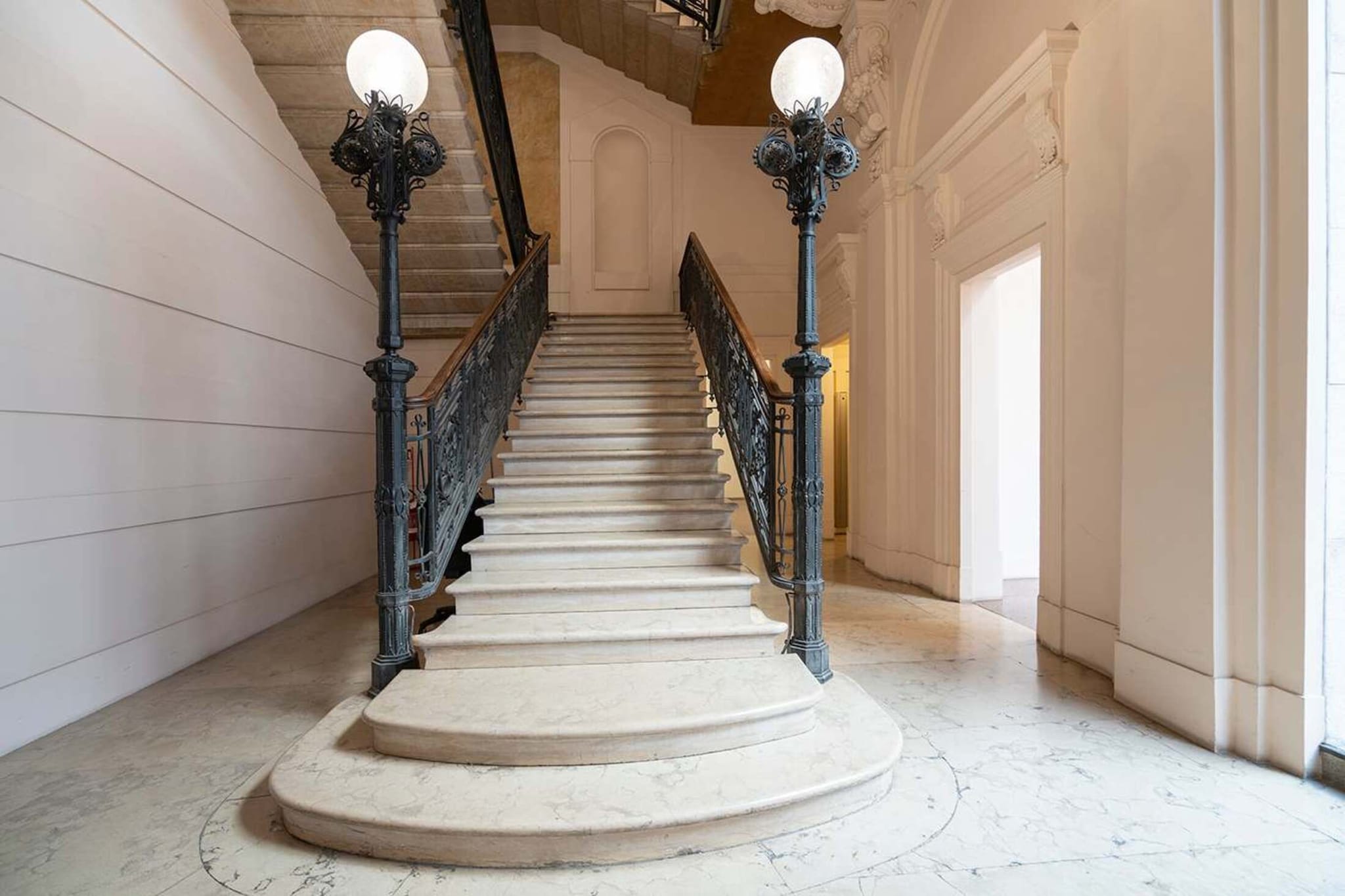 Milano Chiaravalle - Stairs