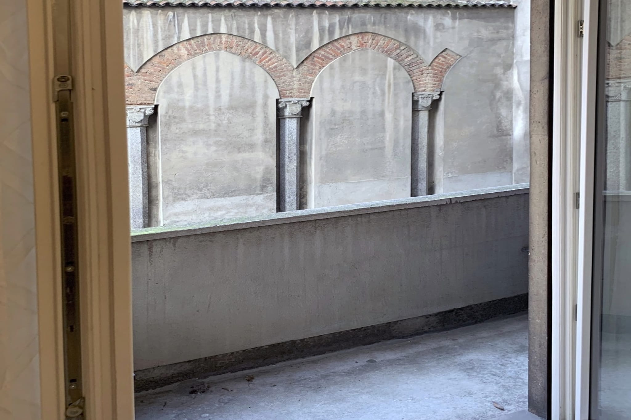 Milano Santa Marta - Terrace balcony
