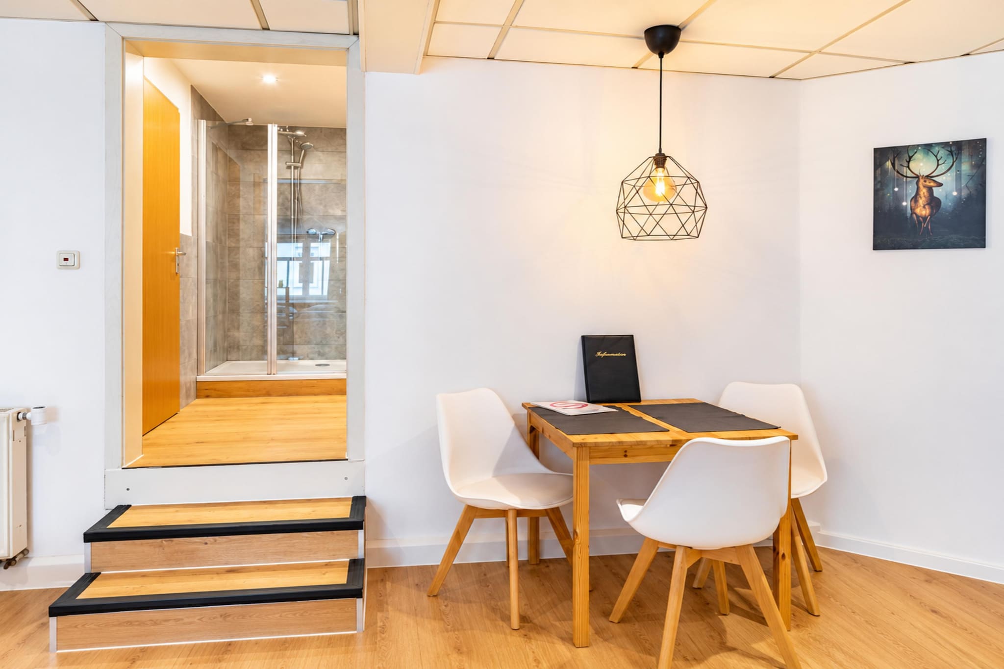 Modernes Apartment im Herzen von Thüringen - Salon
