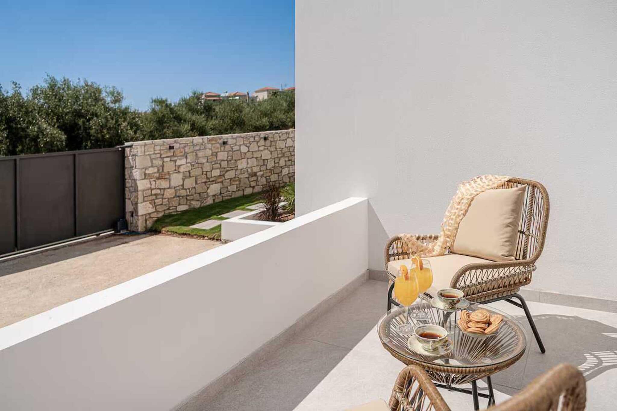 AVRILIA VILLA - Terrace balcony