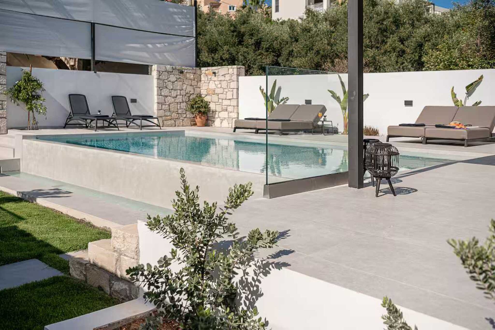 AVRILIA VILLA - Swimming pool