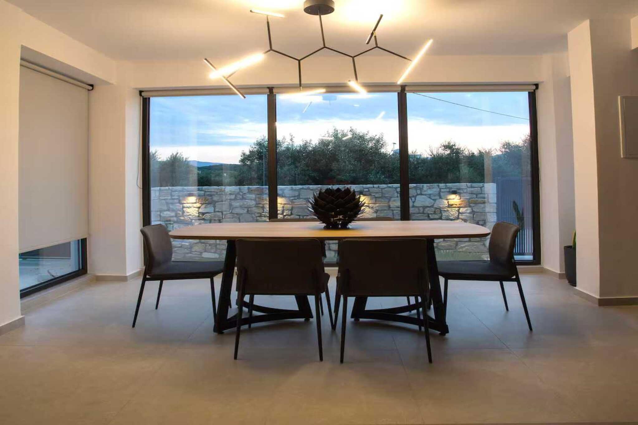 AVRILIA VILLA - Dining room