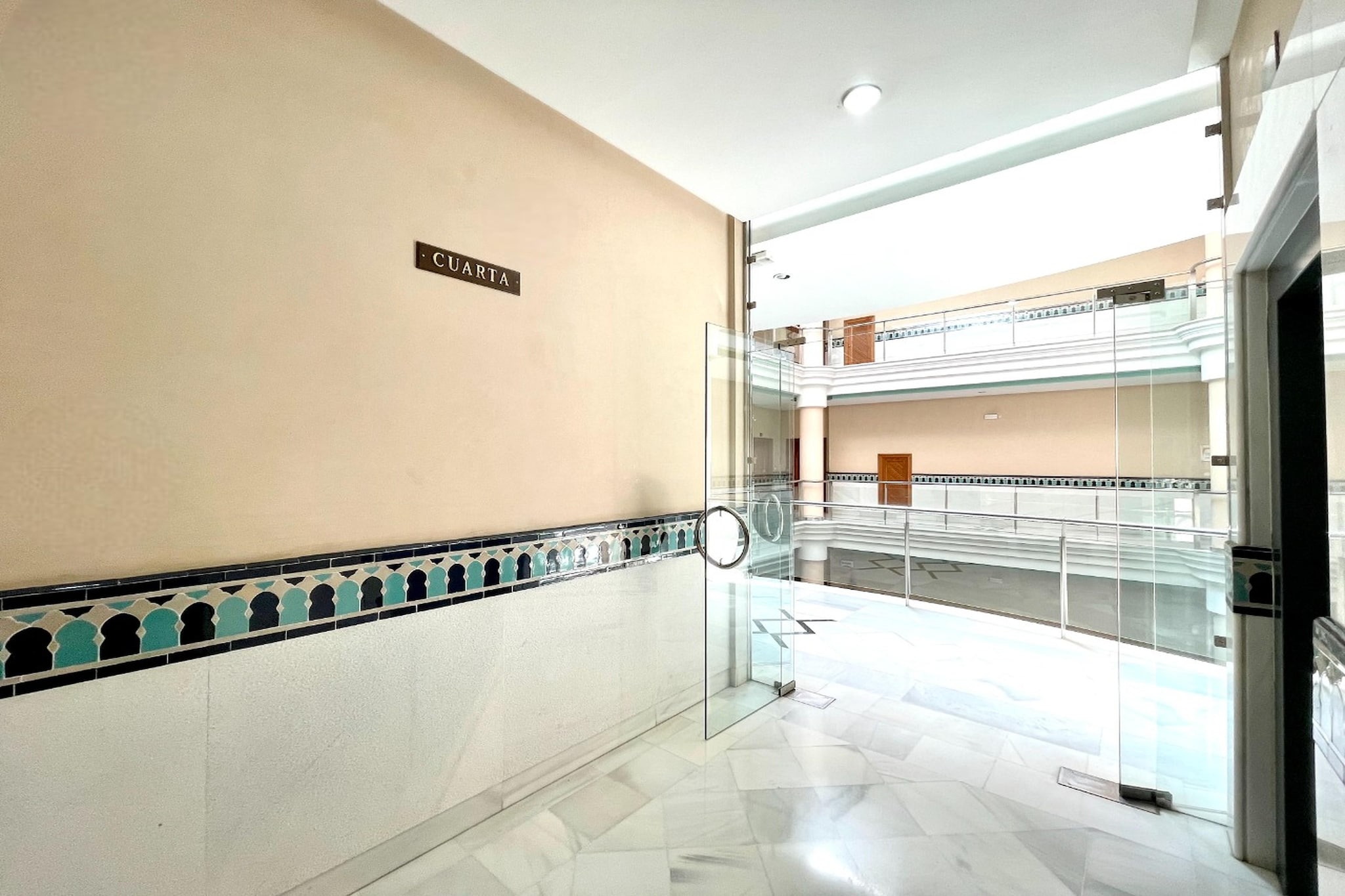 RM Granada apartment - Overloop