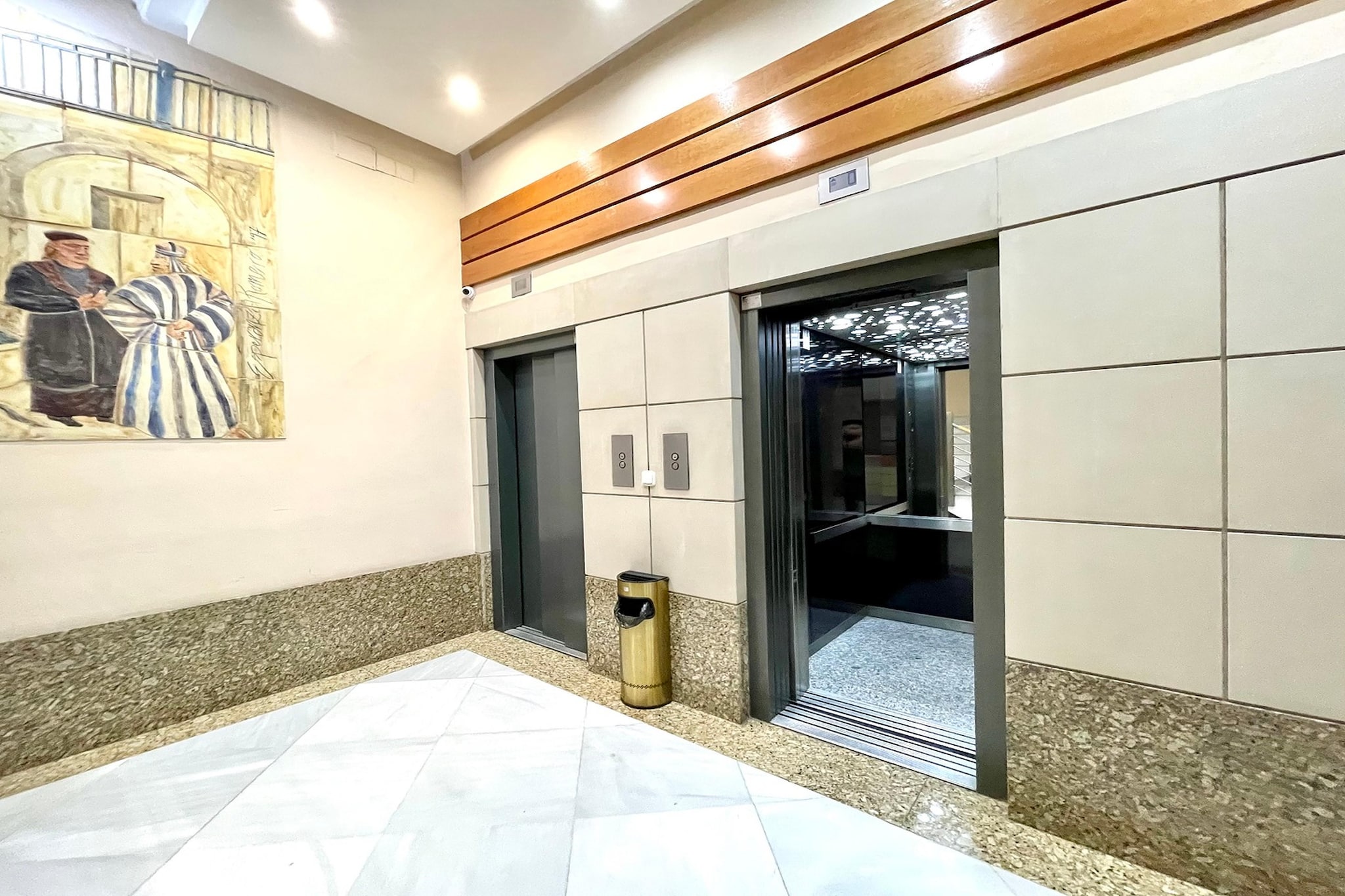 RM Granada apartment - Overloop