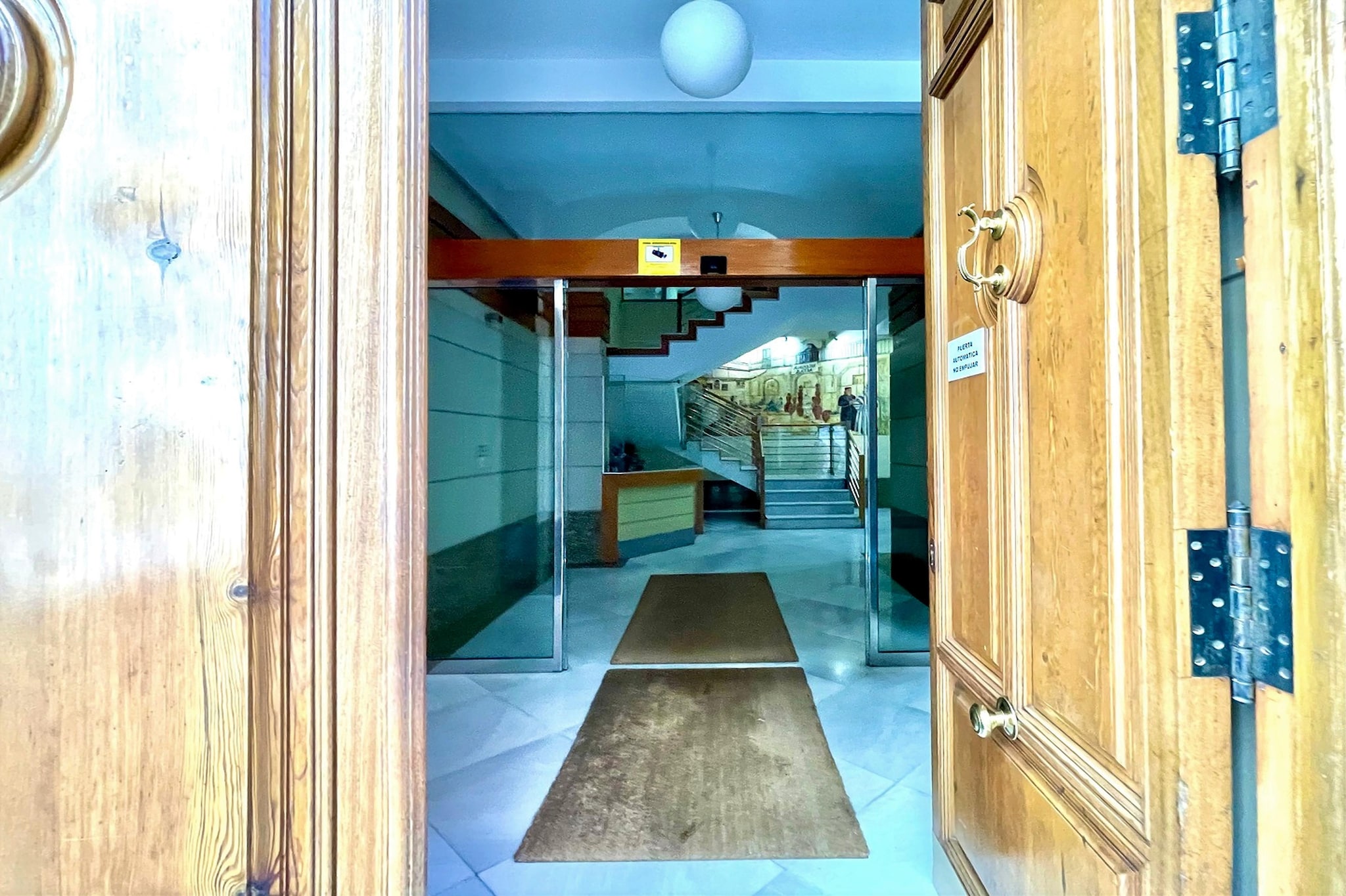 RM Granada apartment - Buitenkant zomer