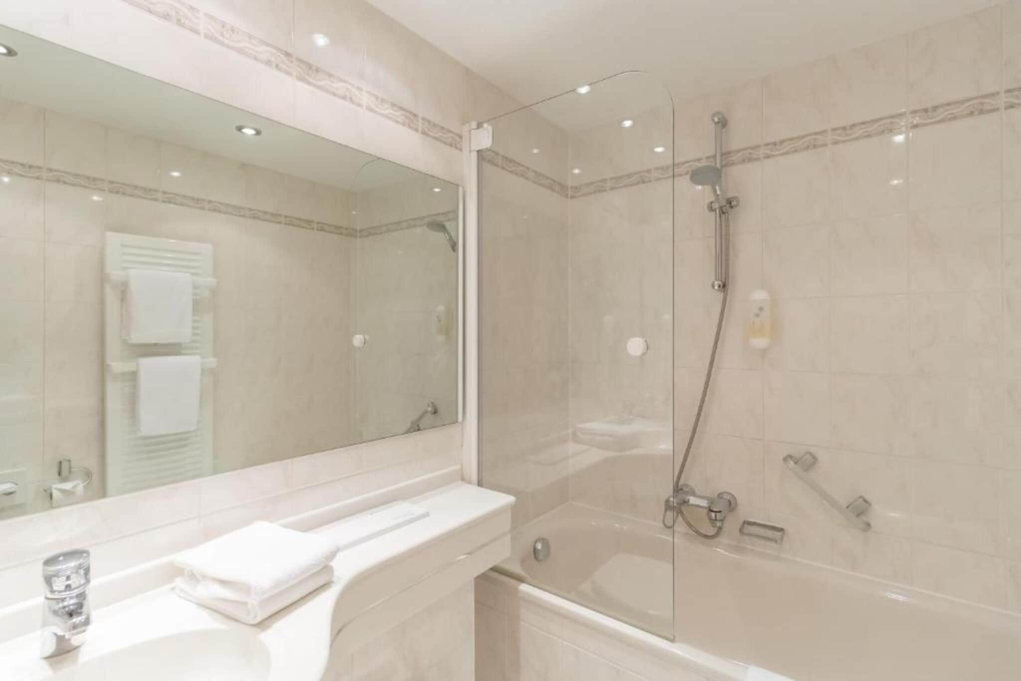 Hotel Markgraf Leipzig - Badkamer