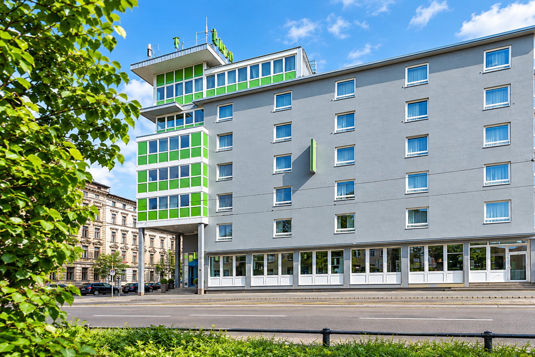 Ibis Styles Halle - Image-tags.hotelexteriorsummer
