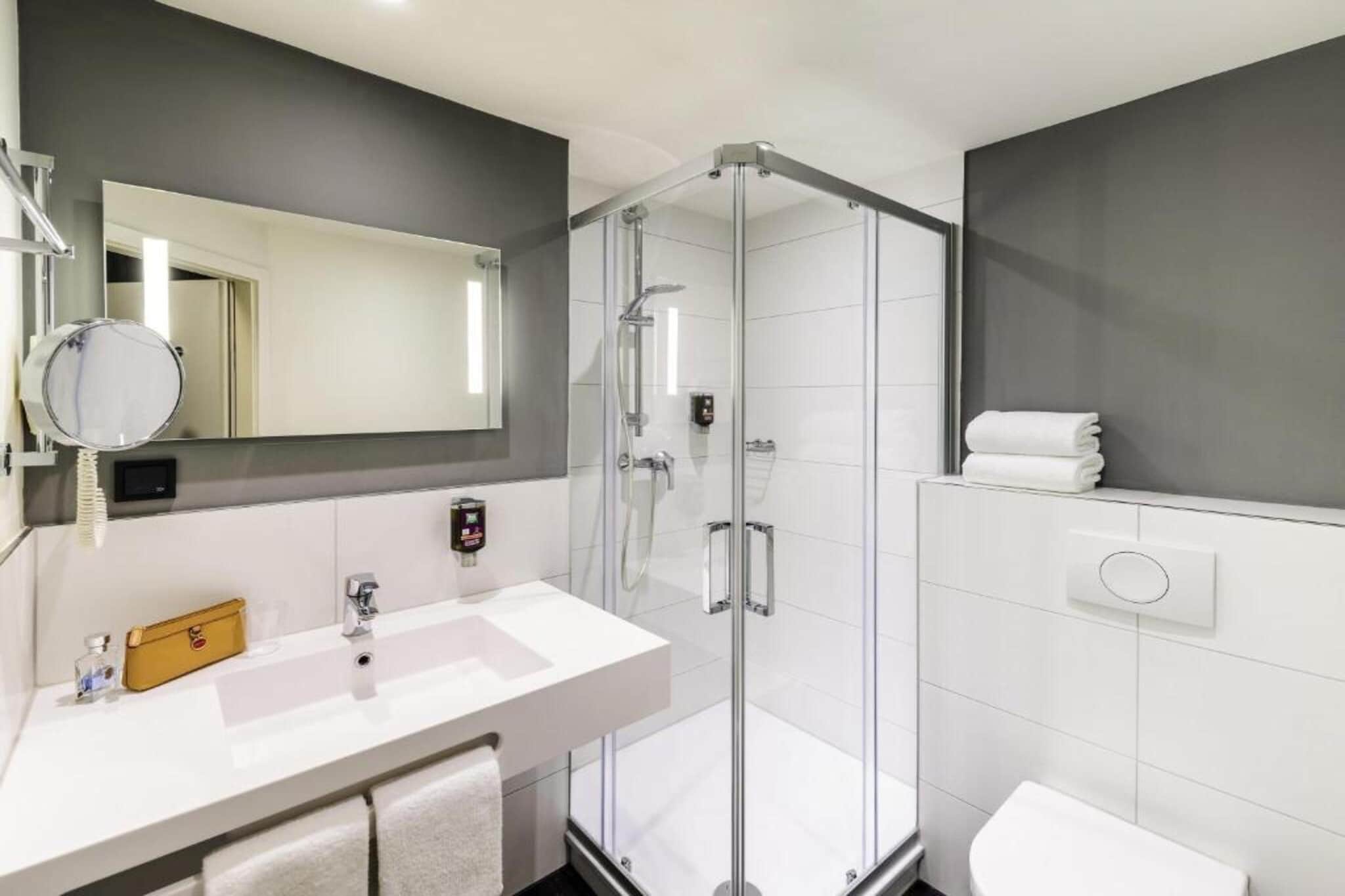 Ibis Styles Halle - Badkamer