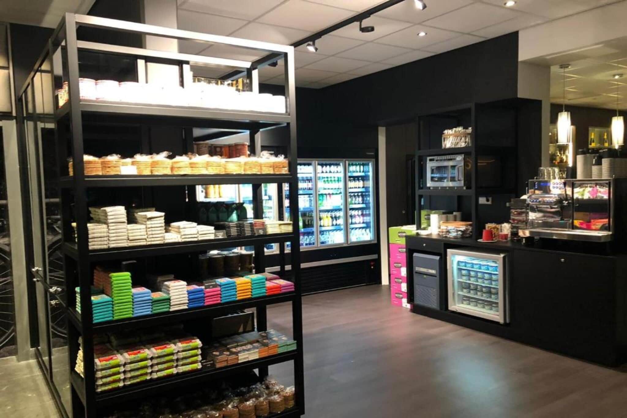 Sunday Hotel Amsterdam Airport Schiphol - Image-tags.hotelfacilitiesandservices