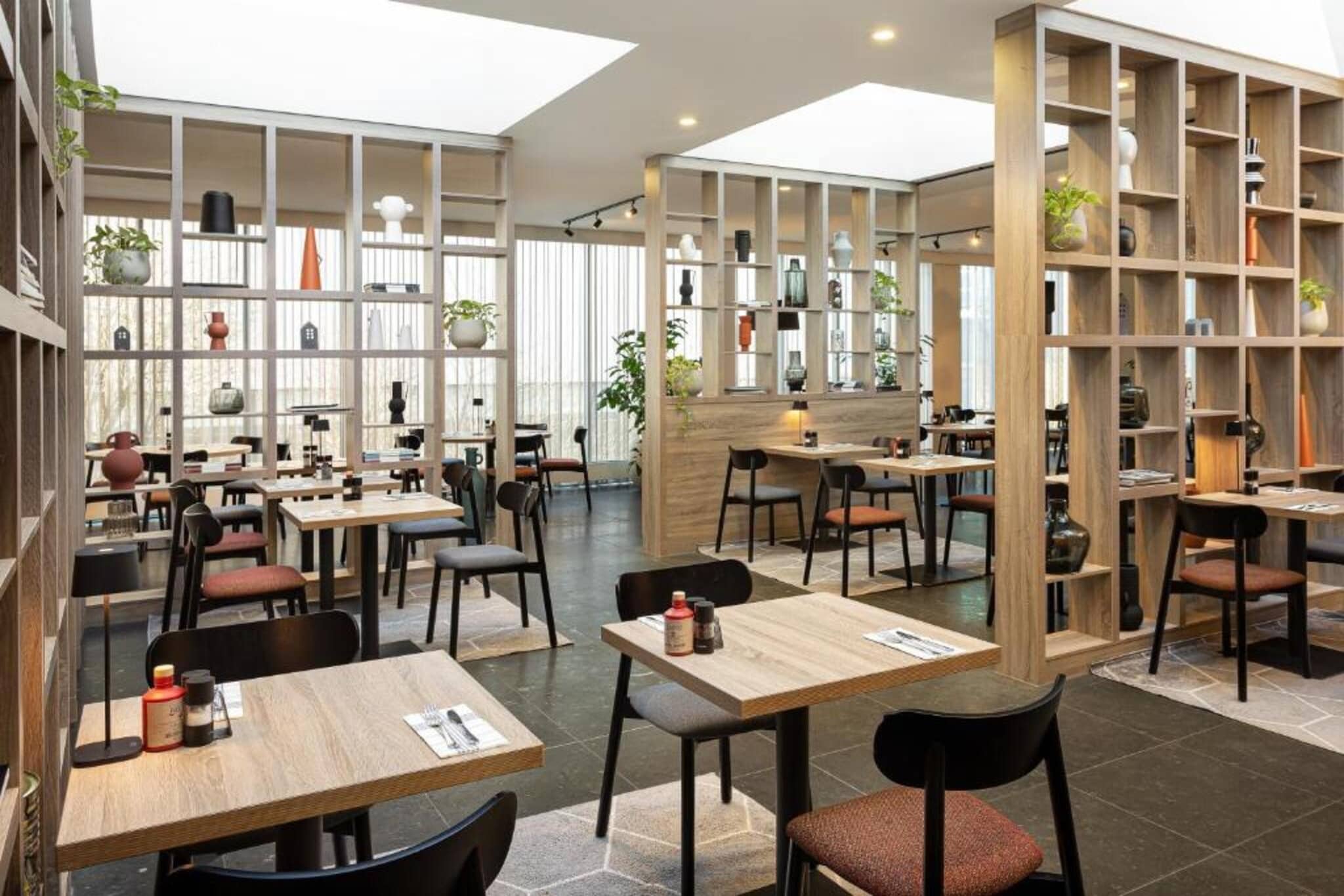 Sunday Hotel Amsterdam Airport Schiphol - Image-tags.hotelfacilitiesandservices