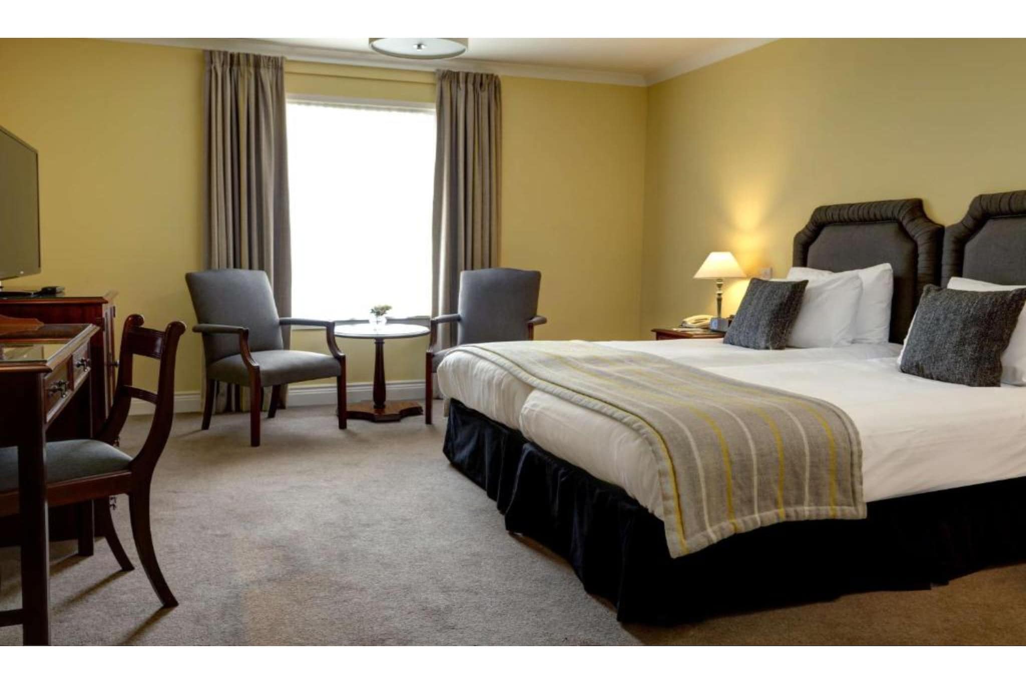 Executive Double Room - Bedroom