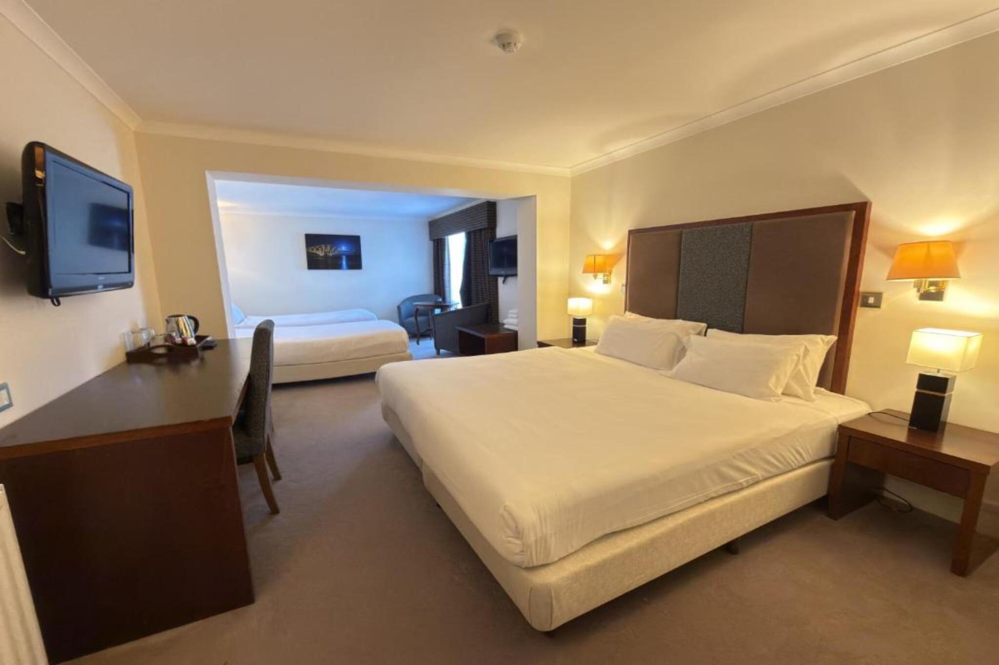 Executive family room - Bedroom