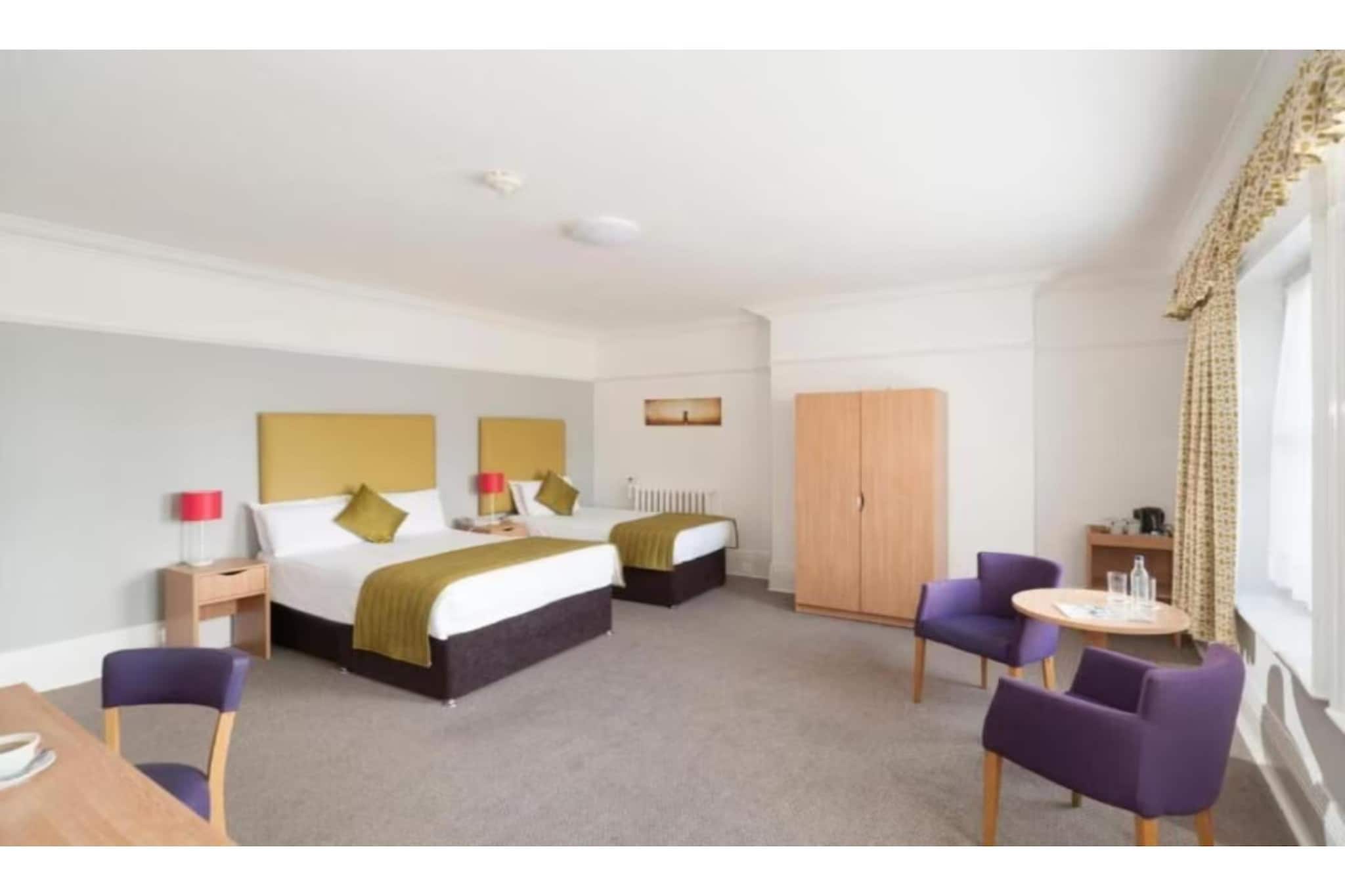 Standard Family of 3 Room - Bedroom