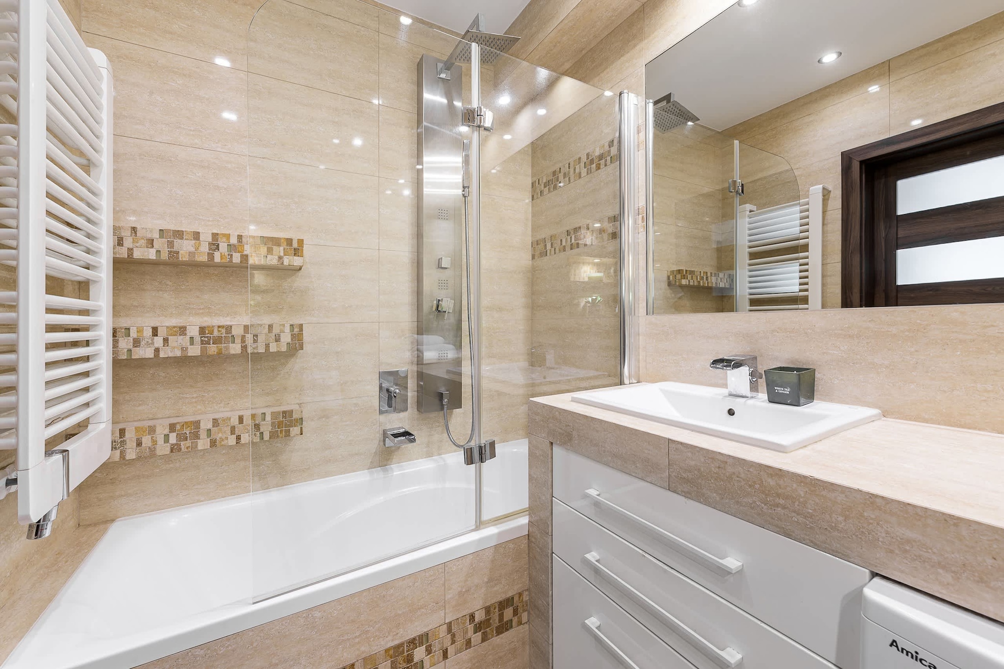 197 Walewska4a/21(4) - Badkamer
