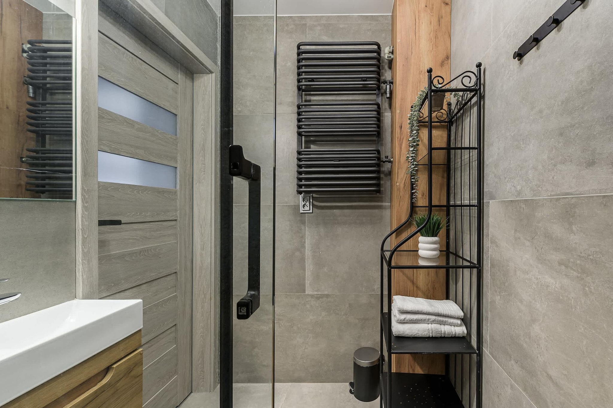 198 Bruna 34/50 (4) - Badkamer